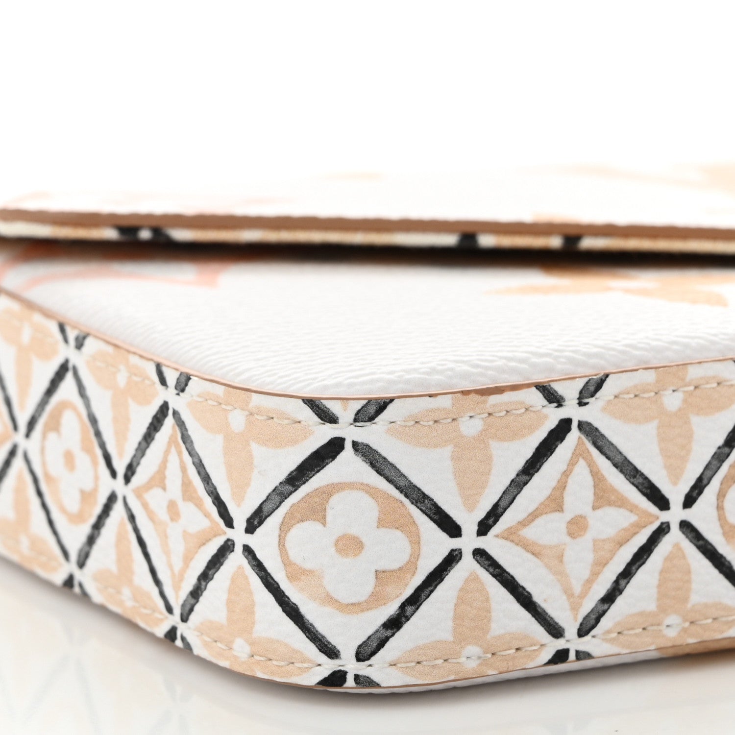 Monogram Giant By The Pool 2.0 Felicie Pochette Chain Wallet Beige