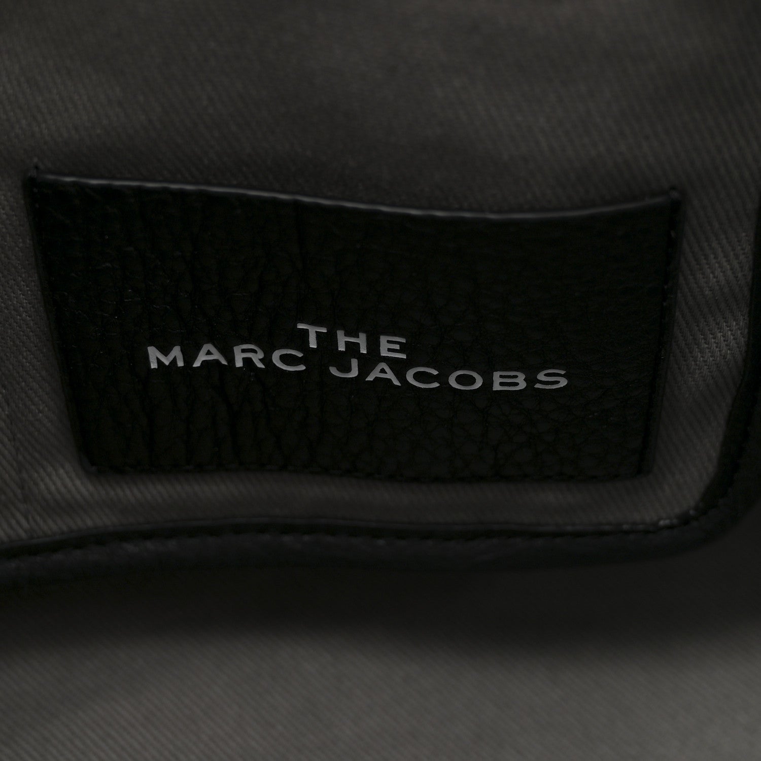 Grained Calfskin Medium The Tote Bag Black