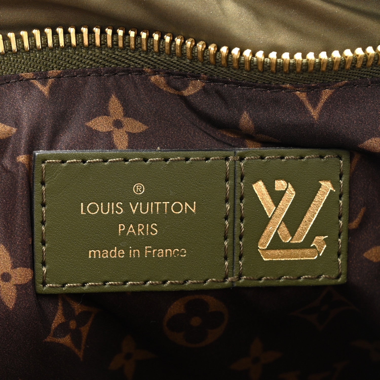 Econyl Monogram Pillow Maxi Multi Pochette Accessories Kaki Beige