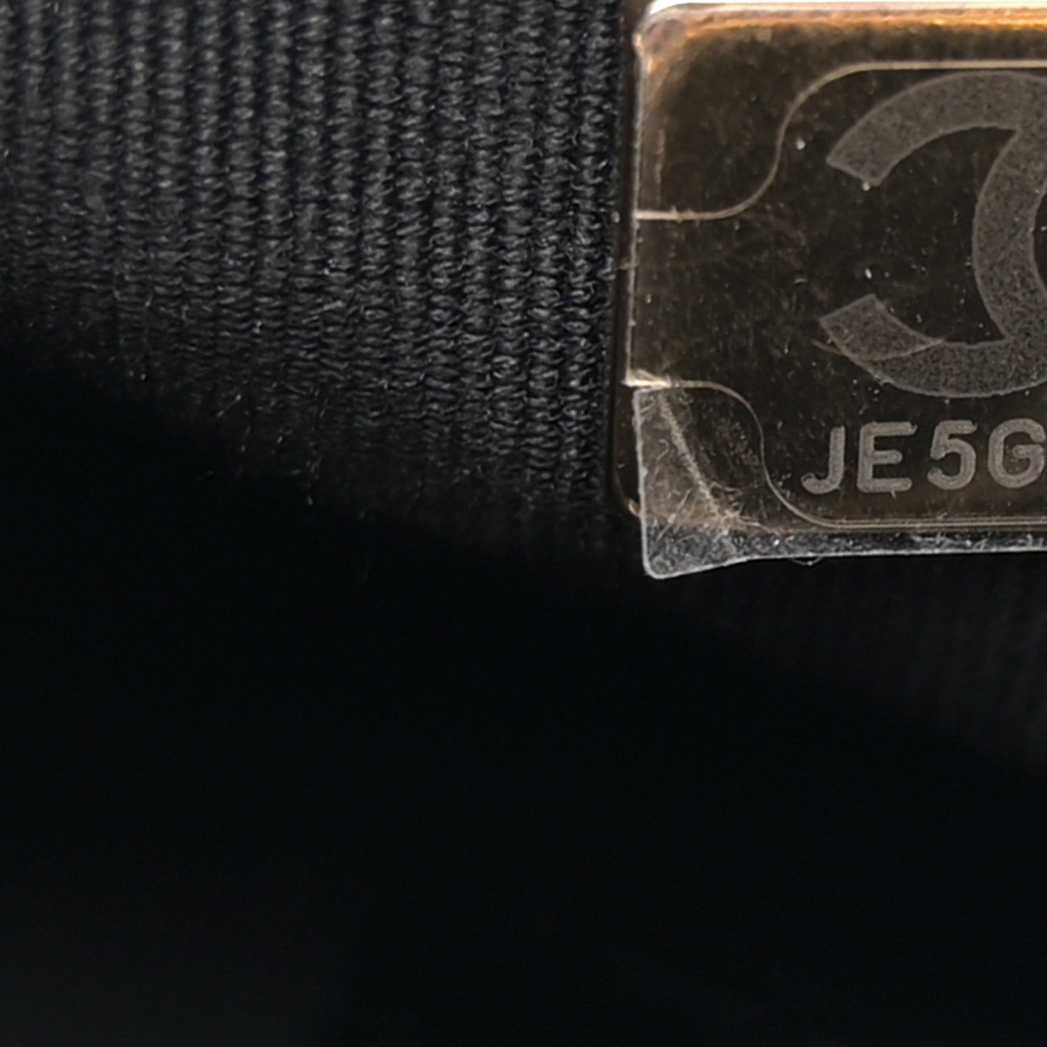 Shearling Checkered Drawstring Bag White Black