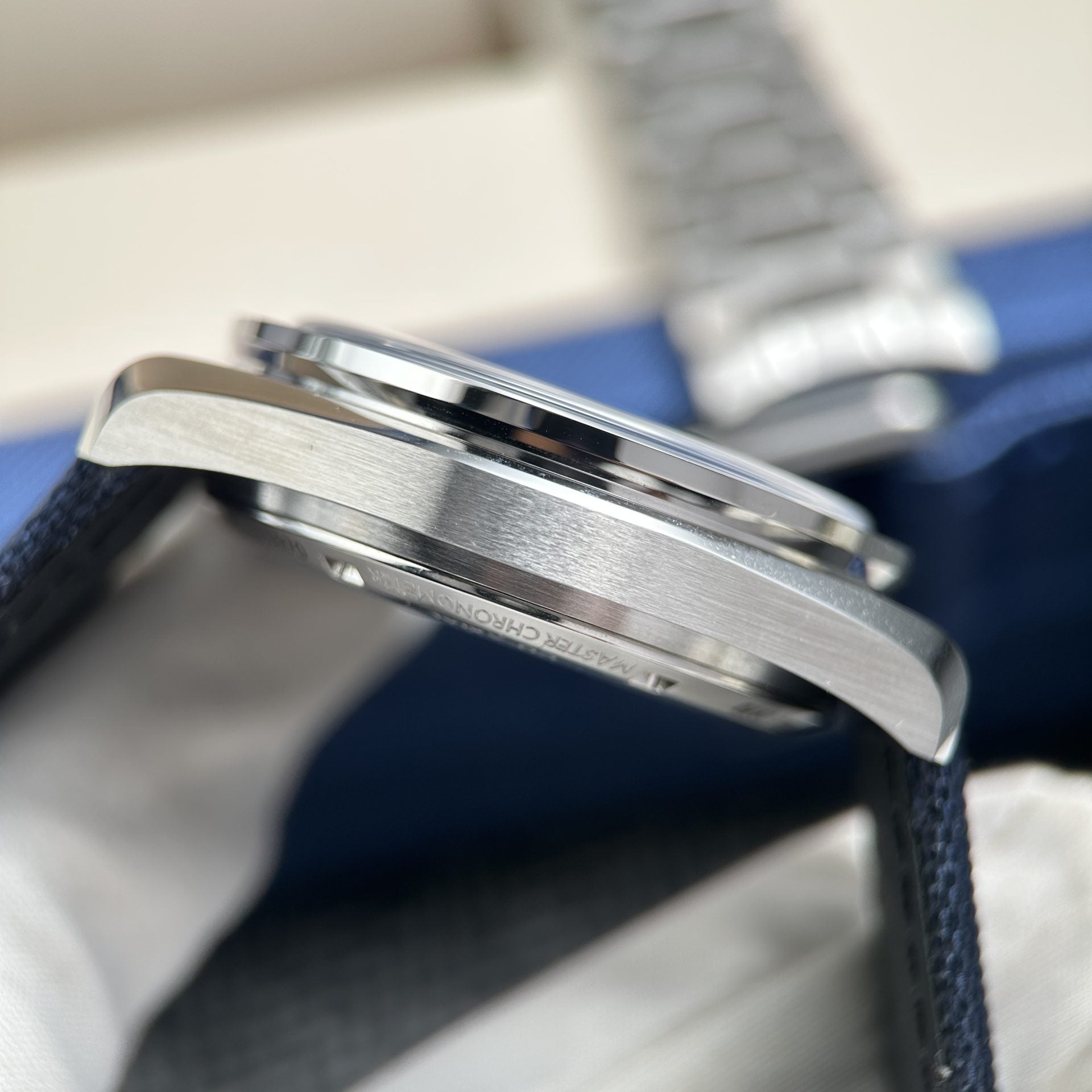 Omega Speedmaster Silver Snoopy Luxury Automatic – Anniversary Edition