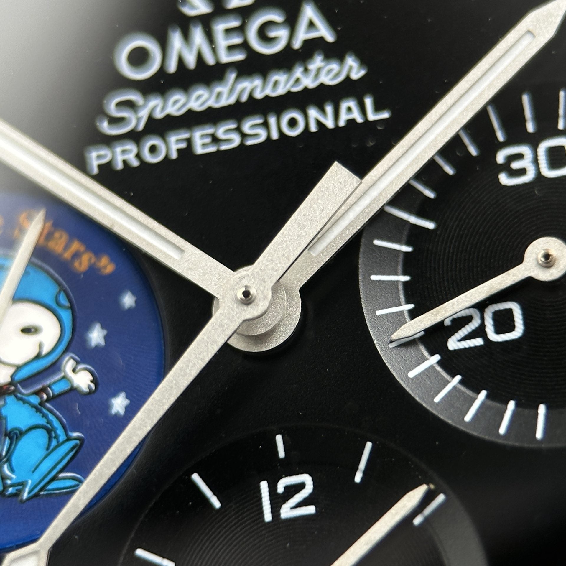 Omega Speedmaster Silver Snoopy Luxury Automatic – Black Dial