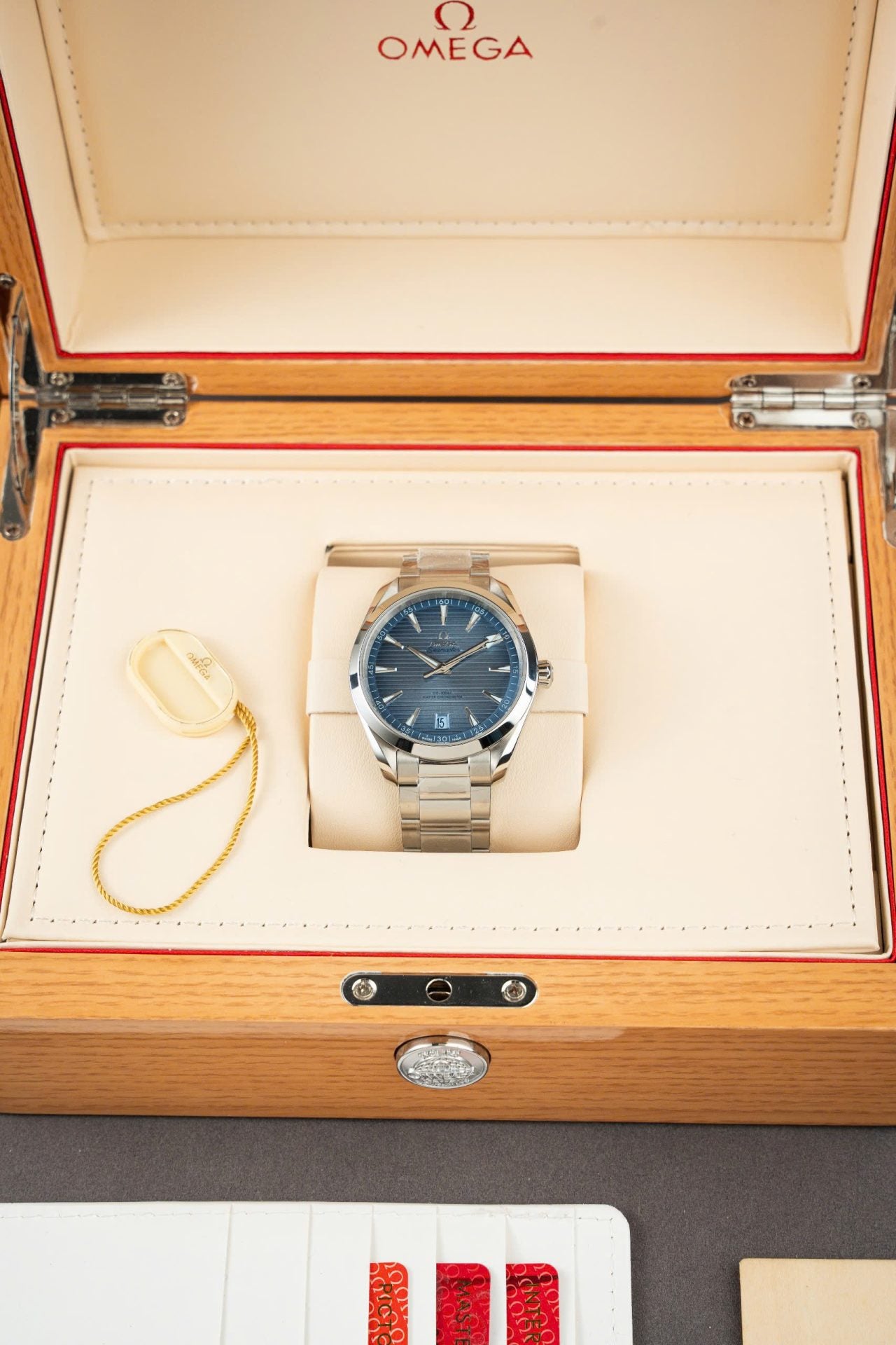 Omega Seamaster Aqua Terra Luxury Automatic Watch – Summer Blue Dial