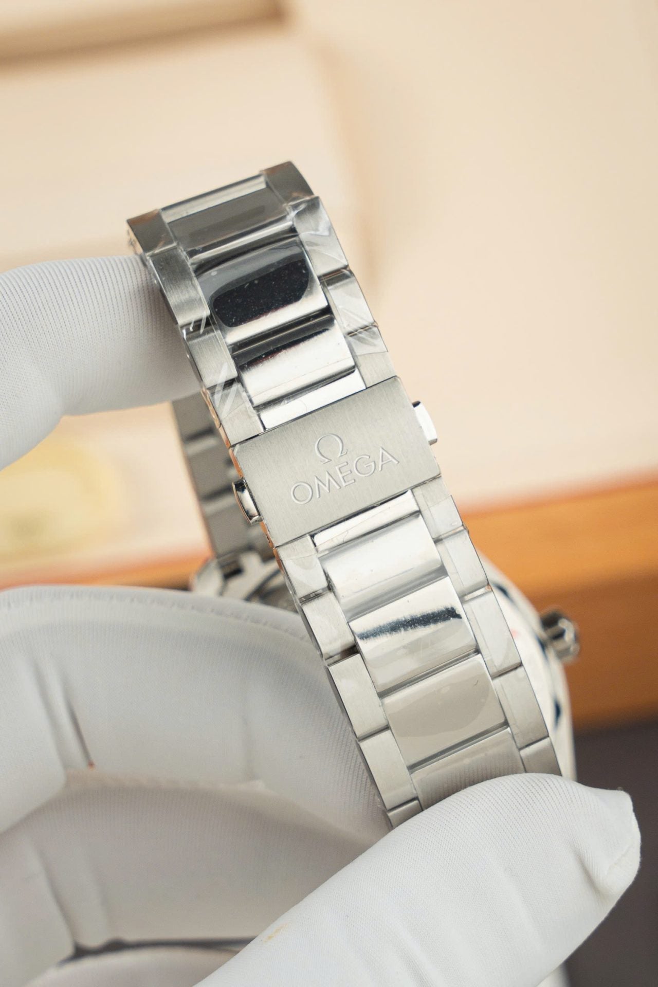 Omega Seamaster Aqua Terra Luxury Automatic Watch – Summer Blue Dial