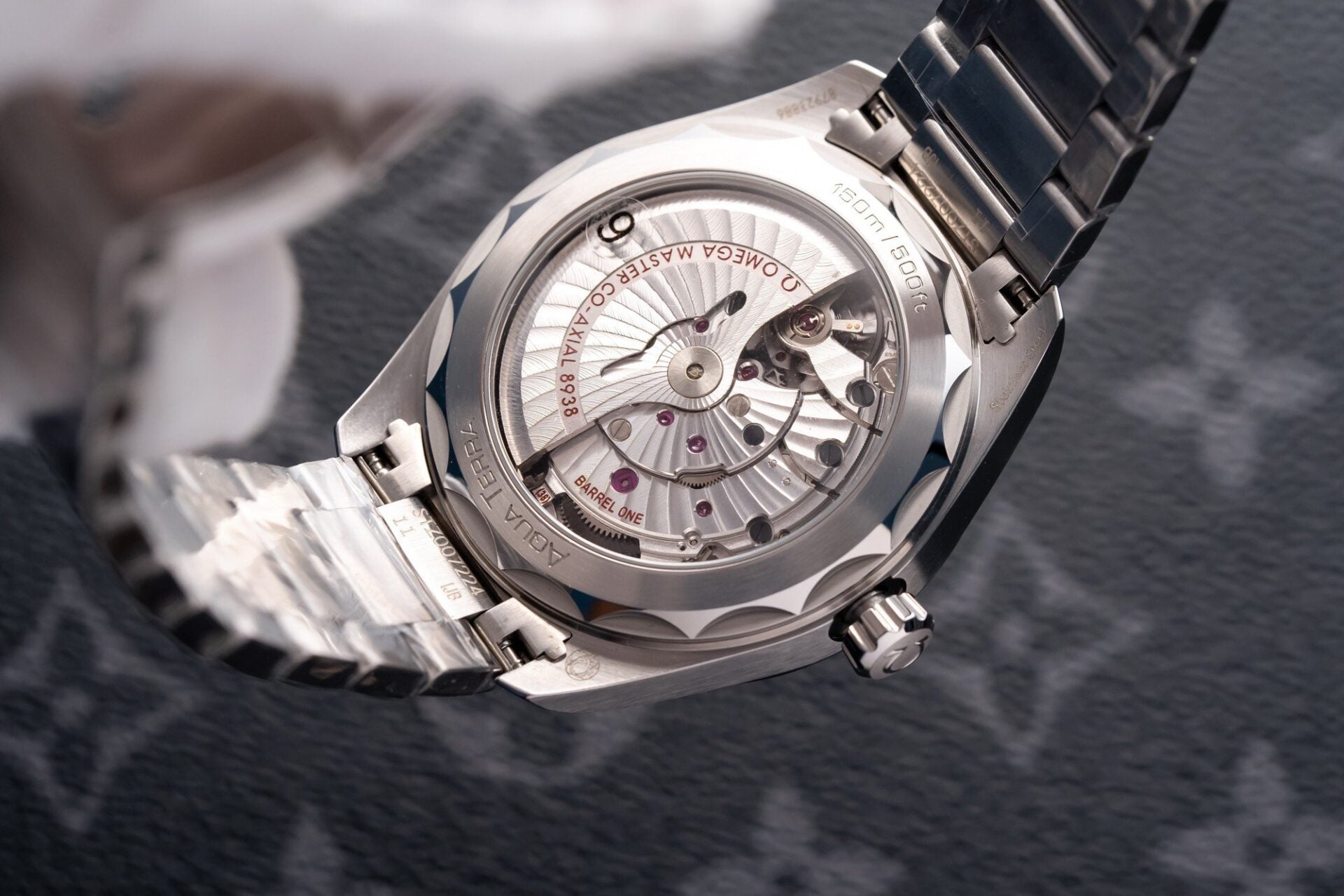 Luxury Dress Sport Watch Blue Dial Stainless Steel Modern Design