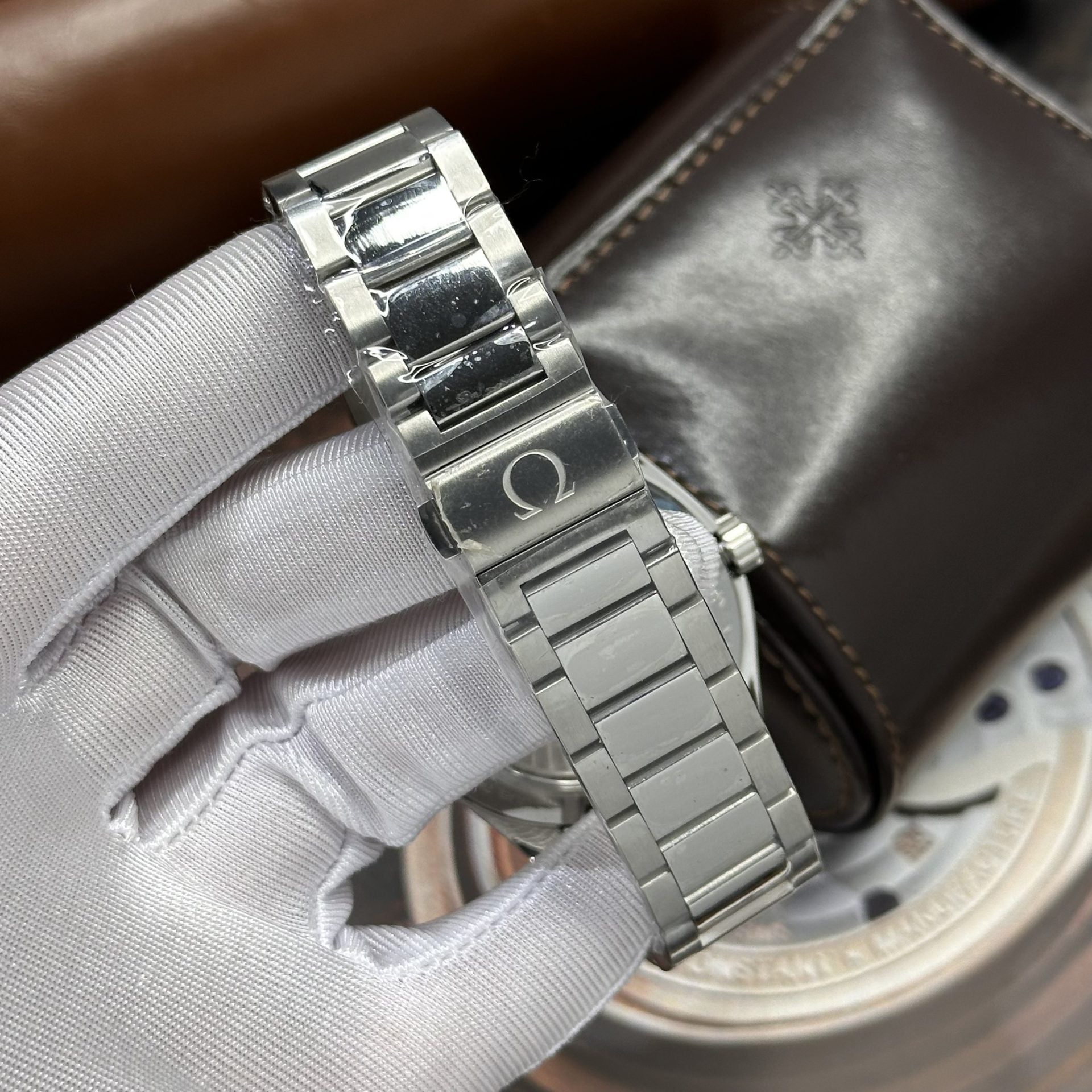 Luxury Sport Style Watch Blue Dial Stainless Steel Design