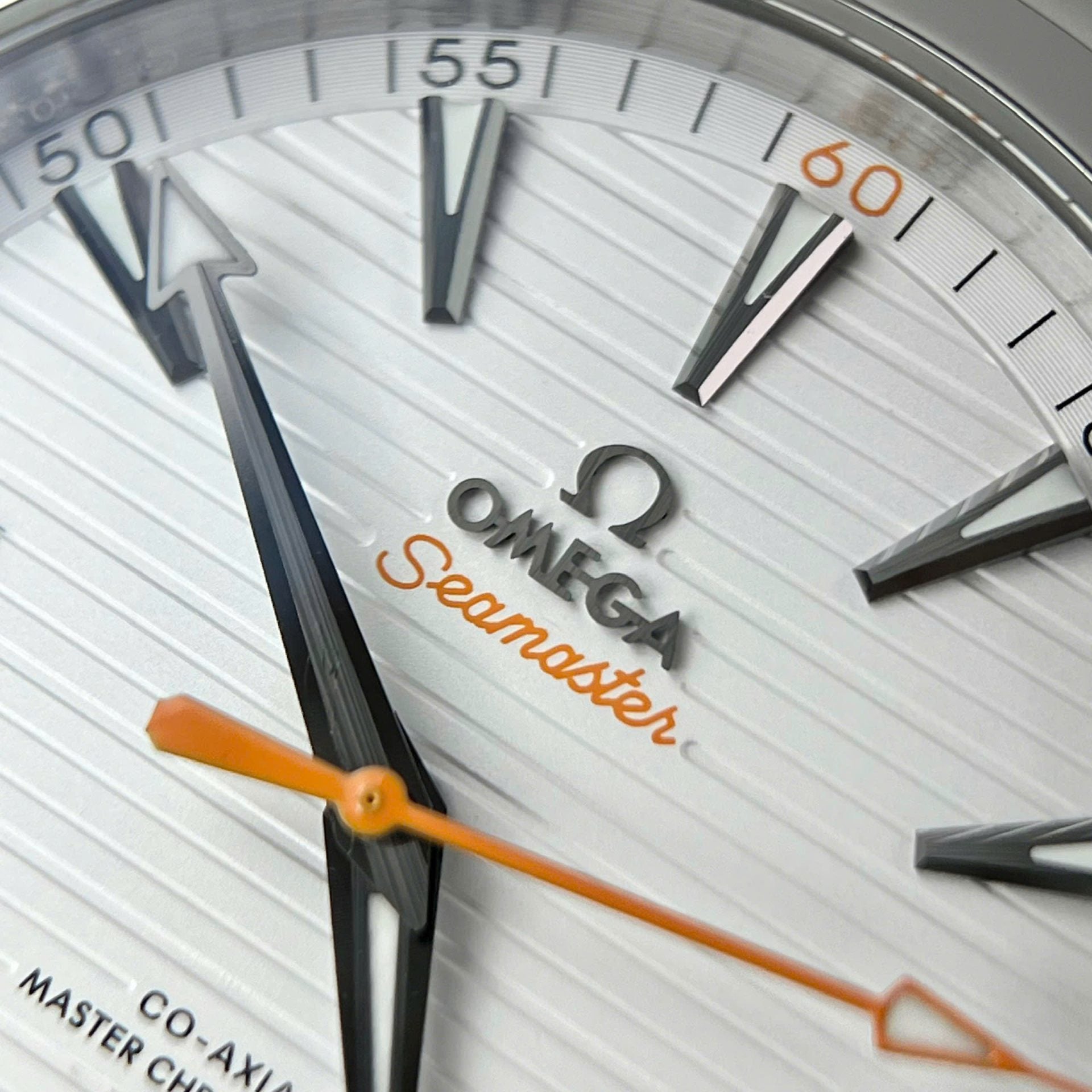 Luxury Dress Sport Watch White Dial Stainless Steel Case