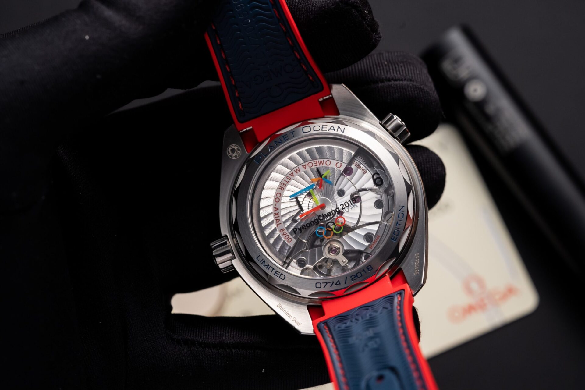 Luxury Sport Style Watch Blue Dial Stainless Steel Limited Edition Design