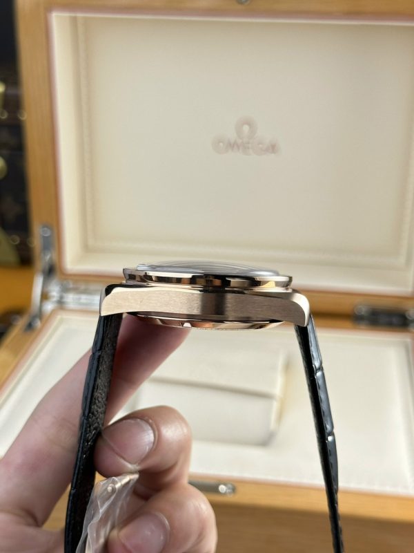 Luxury Chronograph Watch Black Dial Stainless Steel Sport Design