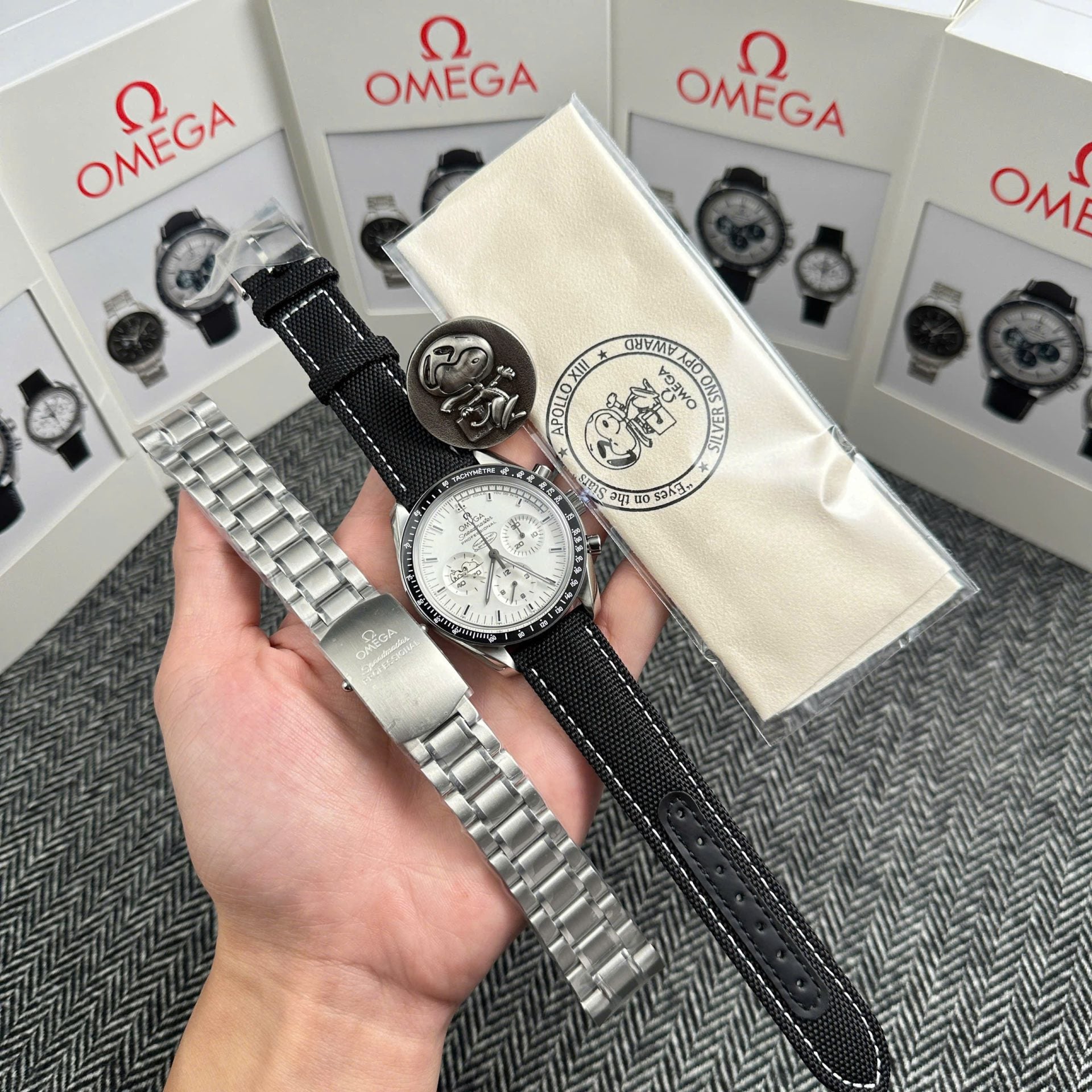 Omega Speedmaster Apollo Snoopy Luxury Automatic – White Dial