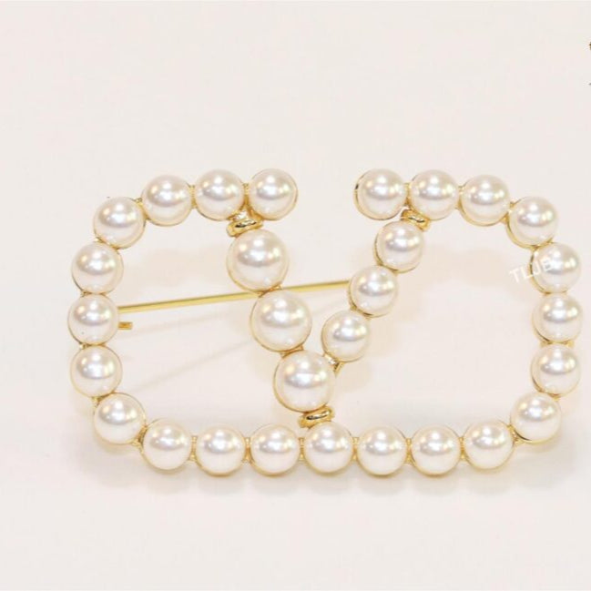 VT Brooch Gold 191659