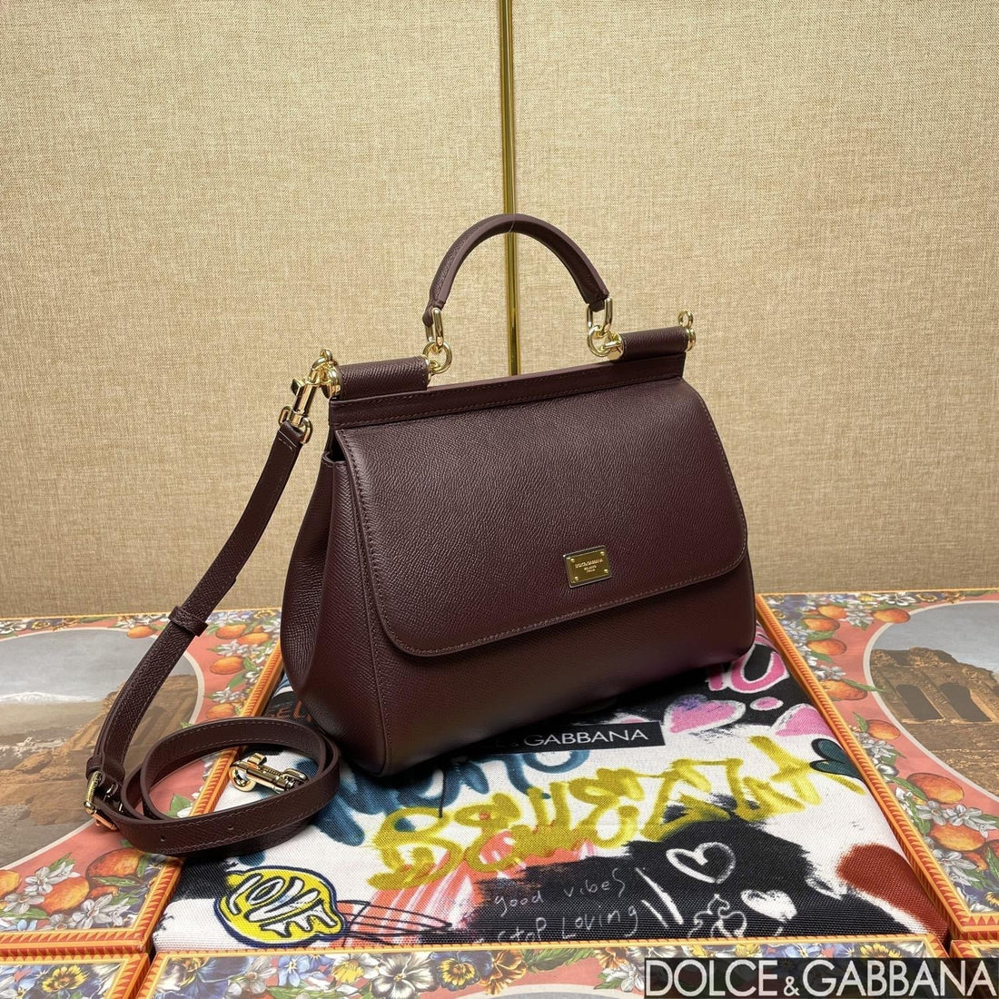 MEDIUM SICILY HANDBAG 26 IN DAUPHINE LEATHER BORDEAUX