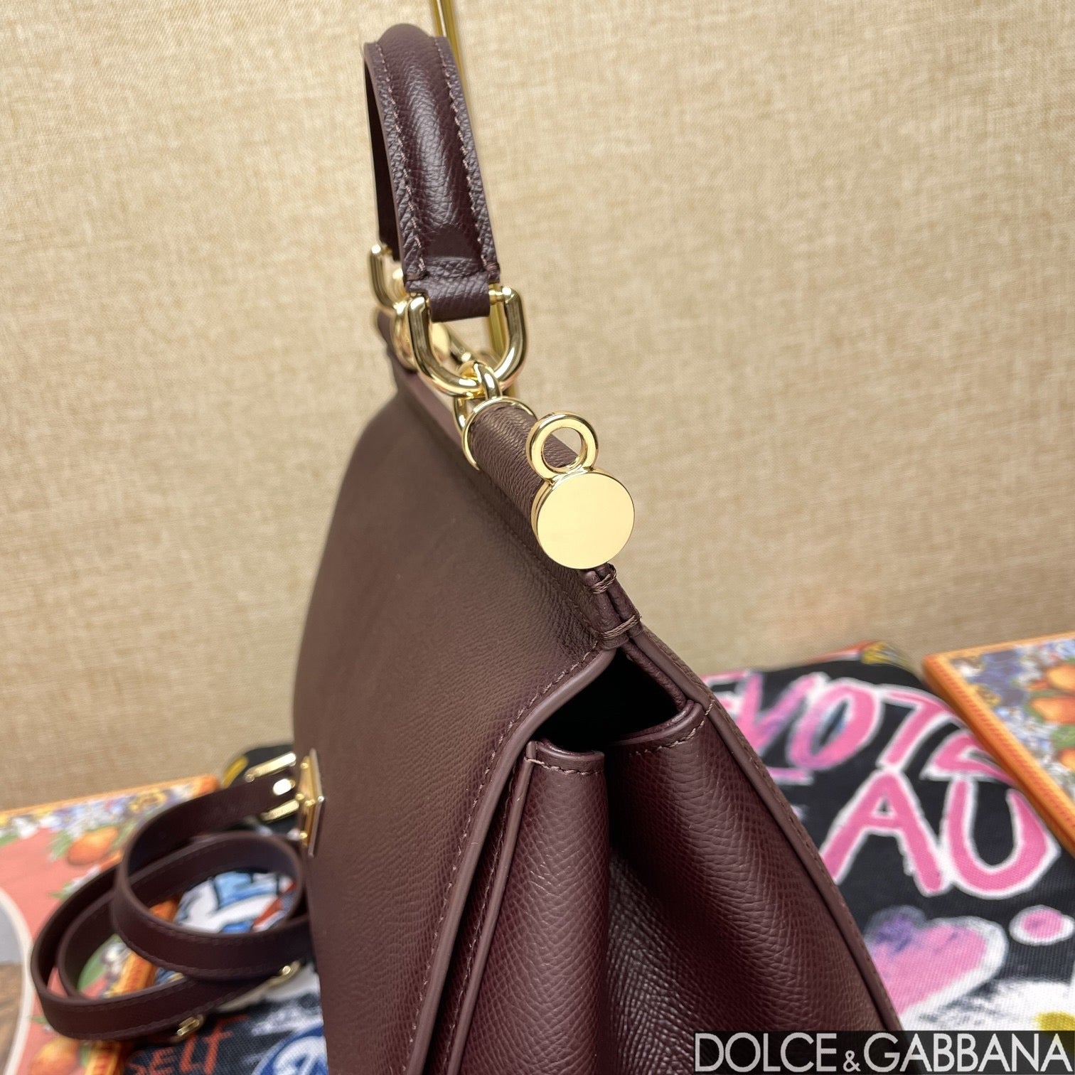 MEDIUM SICILY HANDBAG 26 IN DAUPHINE LEATHER BORDEAUX