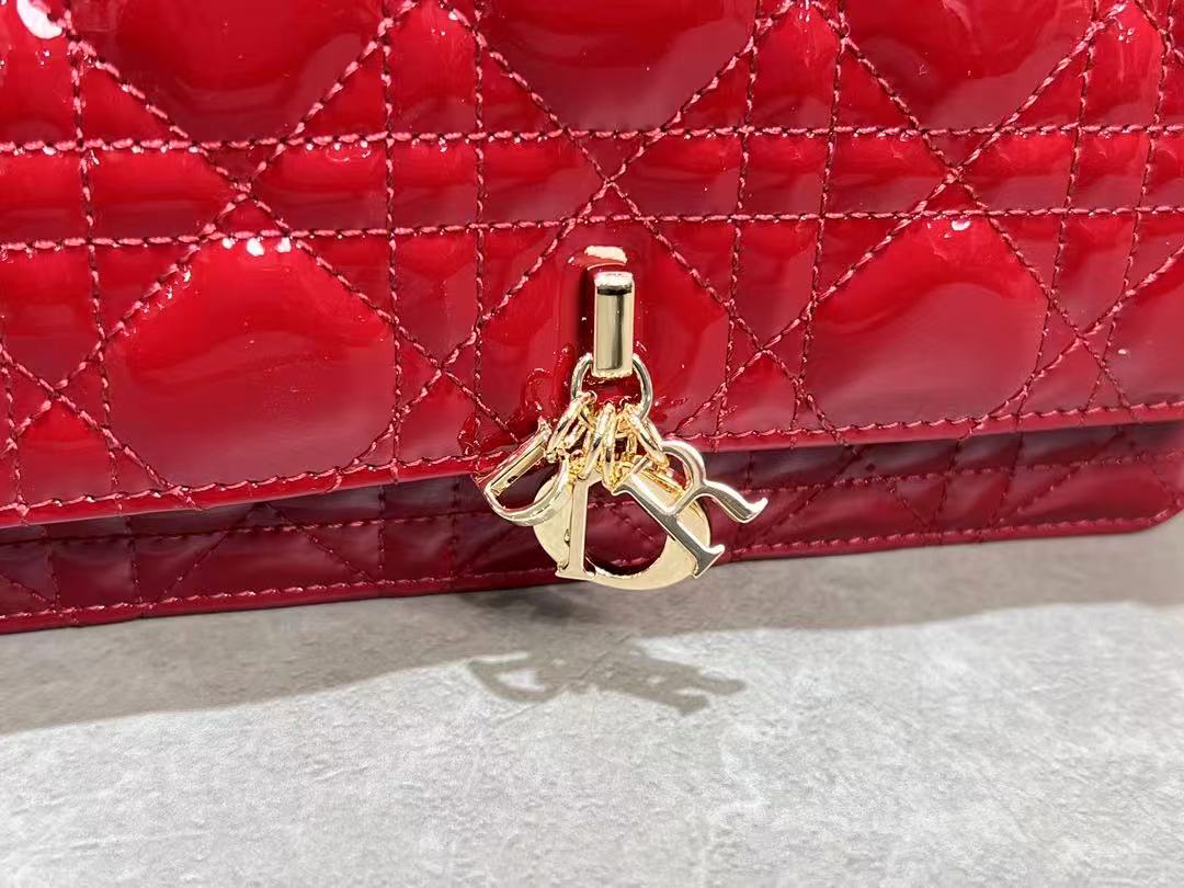 CD Pouch With Chain Cherry Red Patent Cannage Calfskin