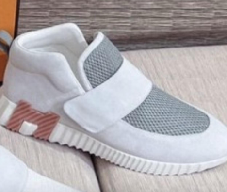 HM H Snesker Light Gray Suede Goatskin And Knit