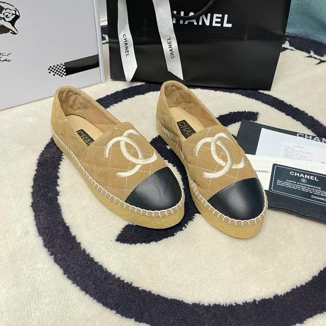 Espadrilles Beige Black Suede Calfskin and Lambskin
