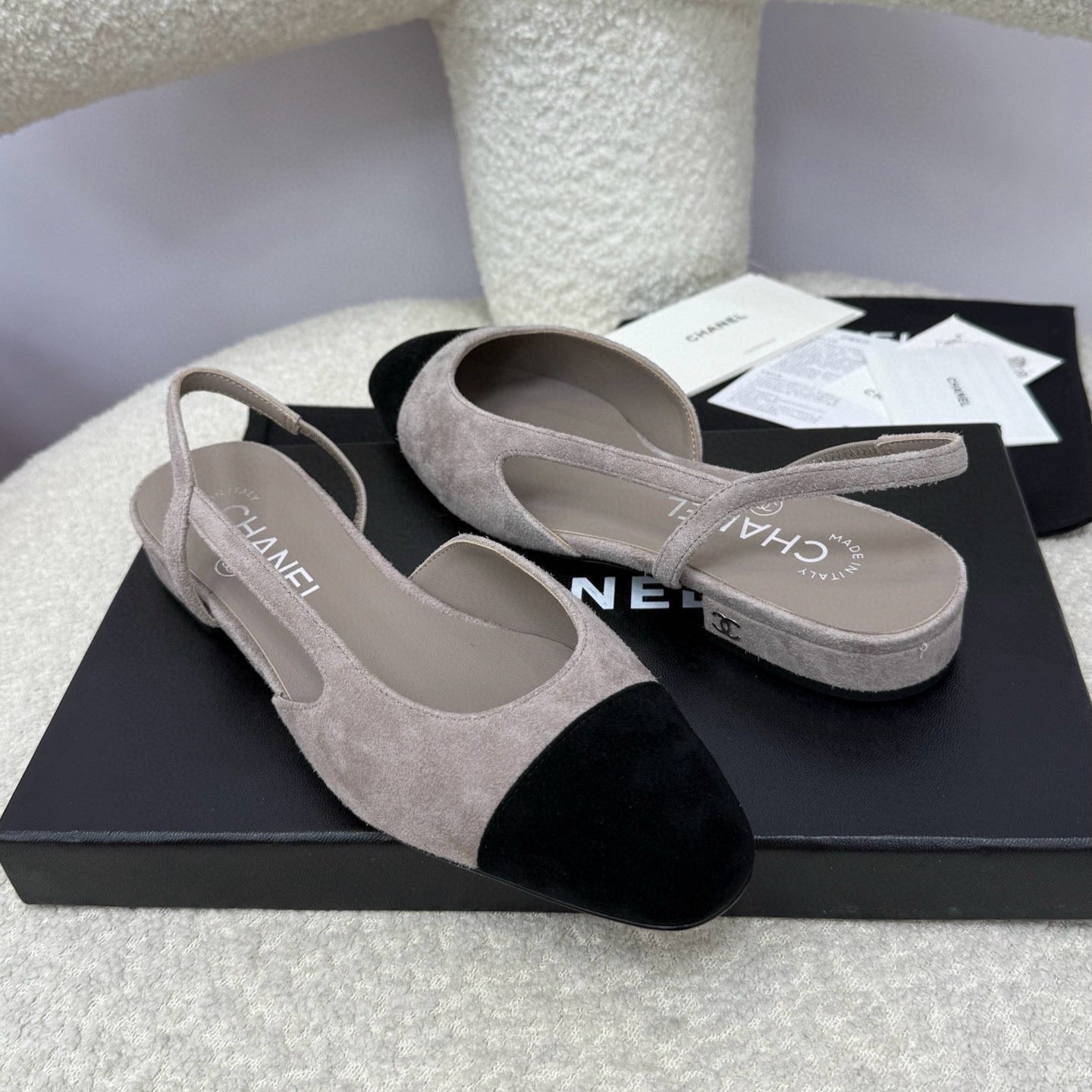 CC 25A Slingback Flat Grey Black Suede