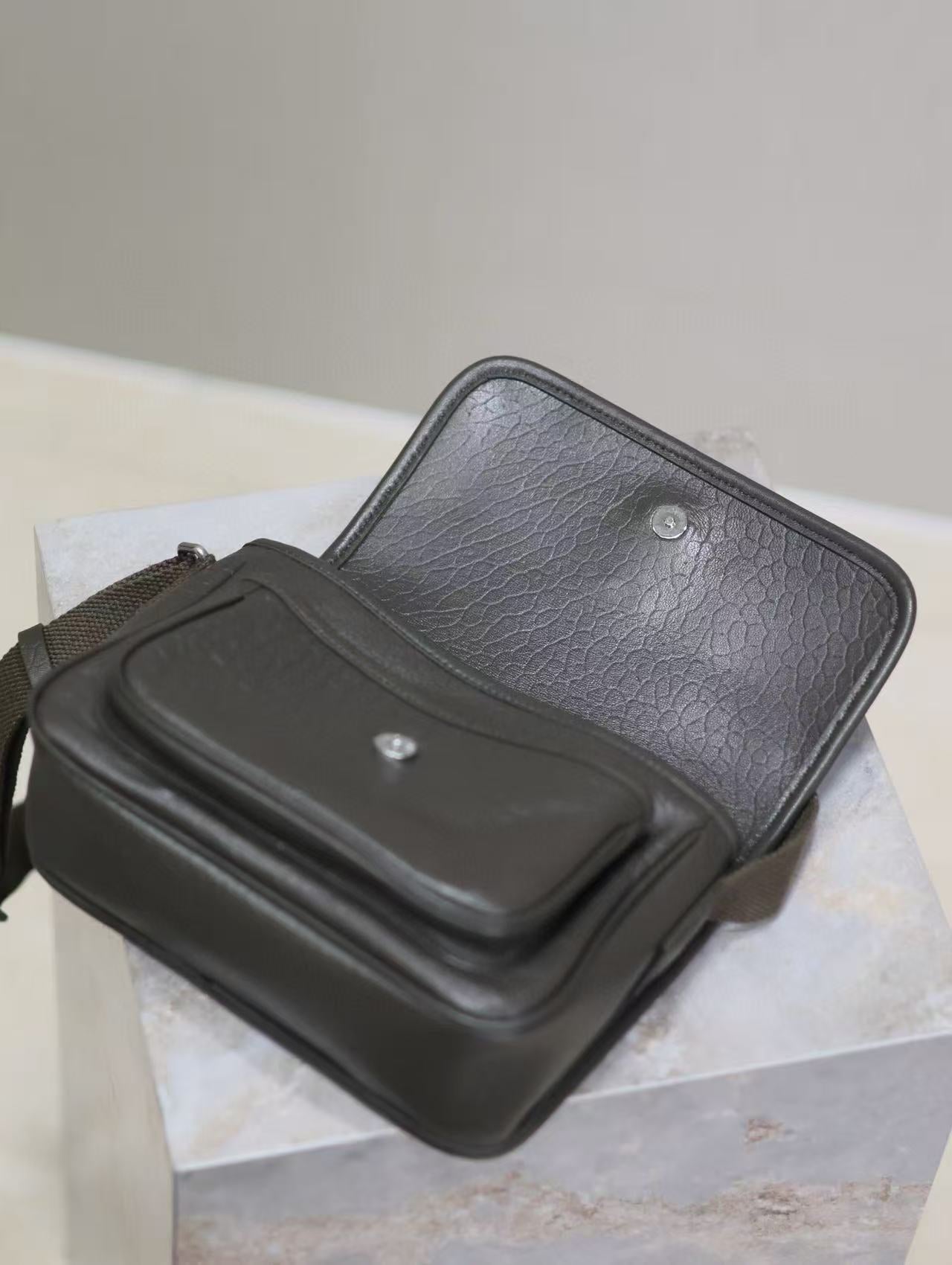 Saint Laurent Niki Logo Plaque Messenger Bag Dark Green Calfskin