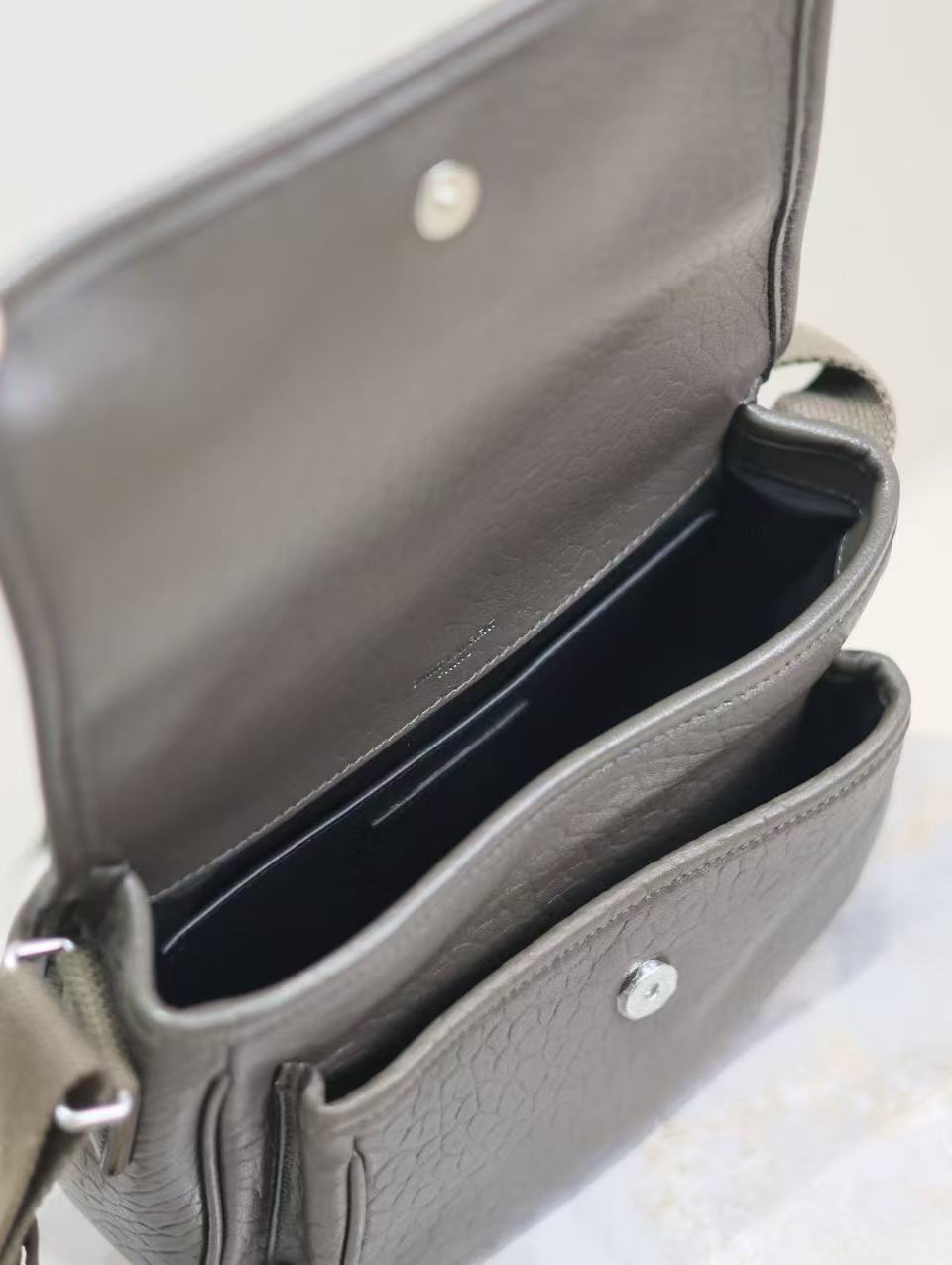 Saint Laurent Niki Logo Plaque Messenger Bag Dark Green Calfskin