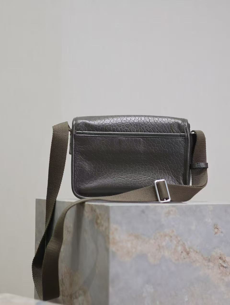 Saint Laurent Niki Logo Plaque Messenger Bag Dark Green Calfskin