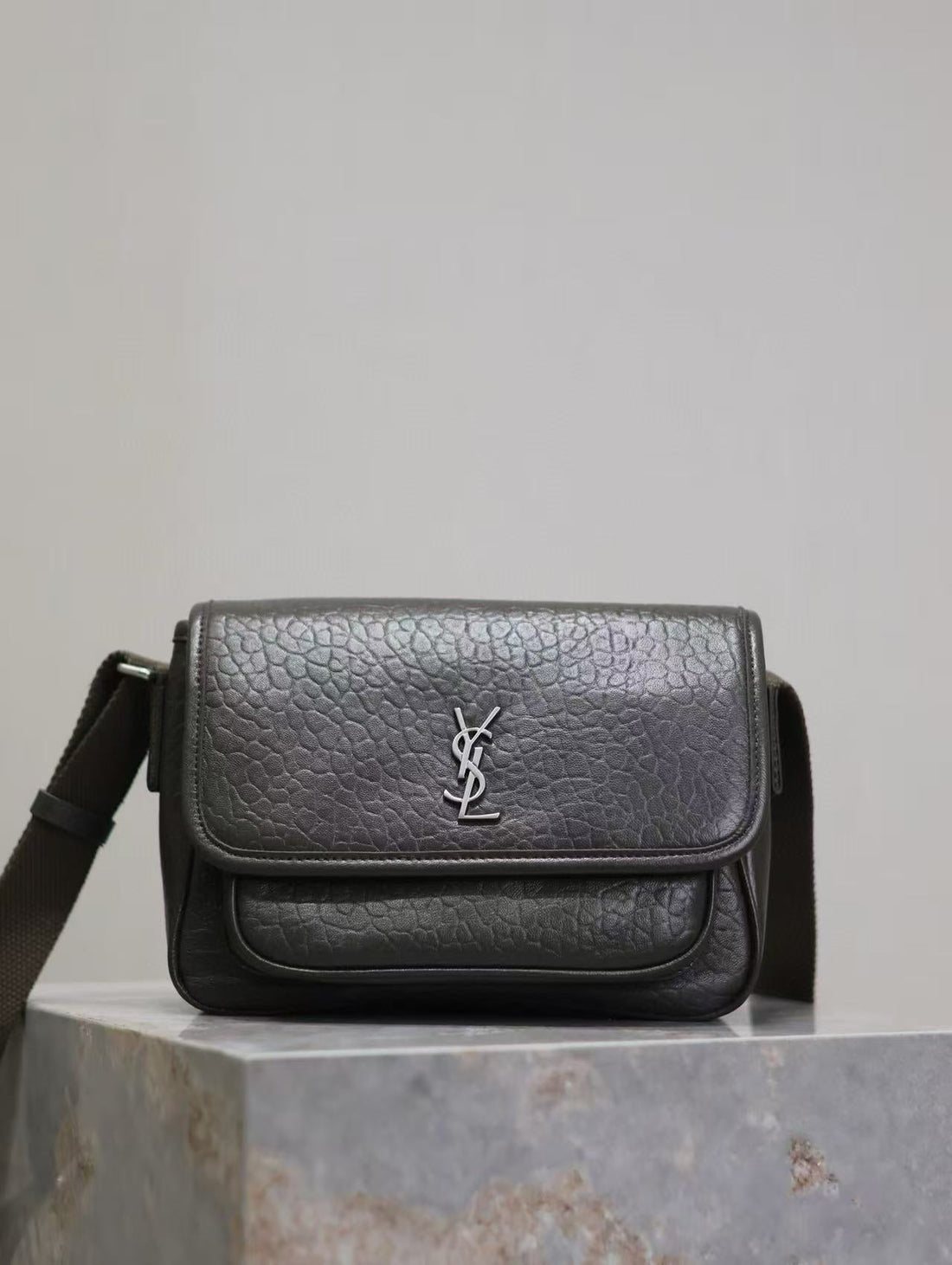 Saint Laurent Niki Logo Plaque Messenger Bag Dark Green Calfskin