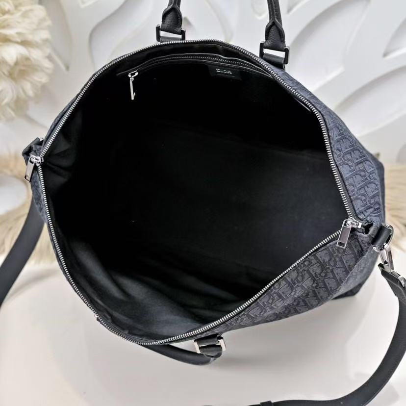 Weekender 40 Dior Oblique Jacquard  Black Grained Calfskin Frabic