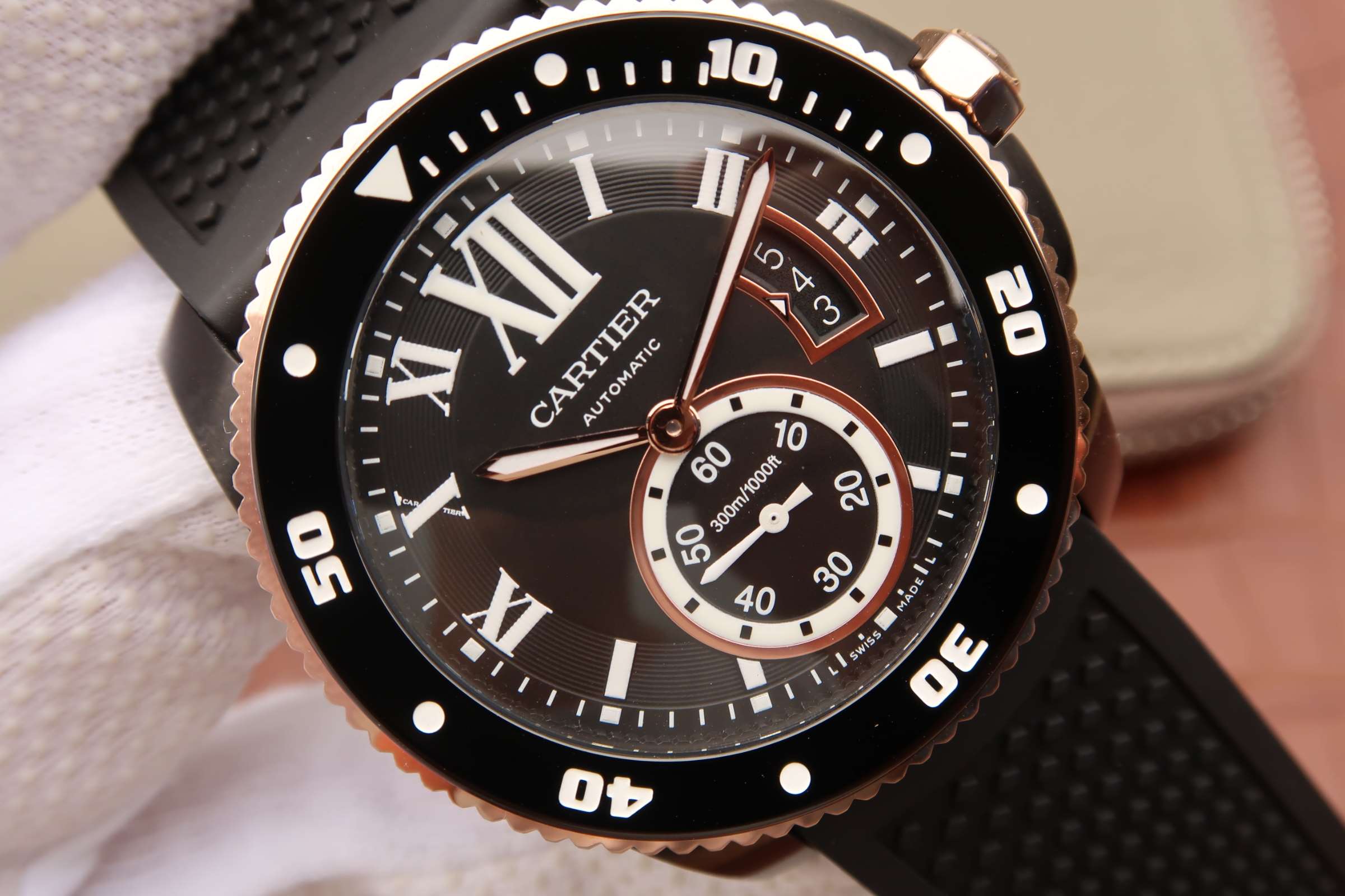 CALIBRE DIVER 42 AUTOMATIC BLACK CASE BLACK DIAL