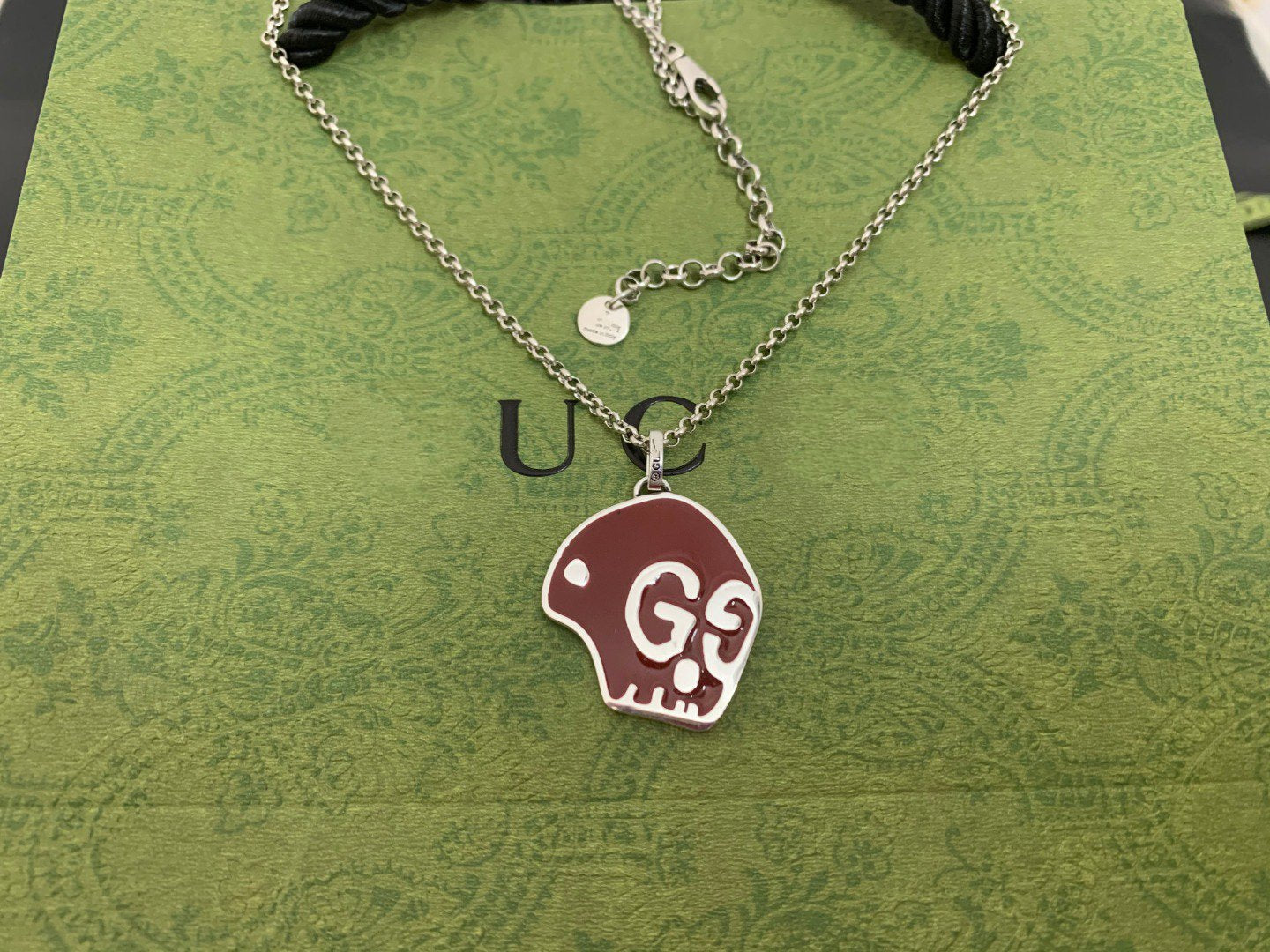 GG SKULL RED ENAMEL NECKLACE
