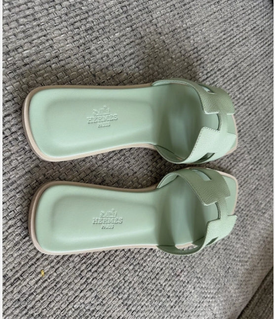 HermÃ¨s Oran Sandal Light Green