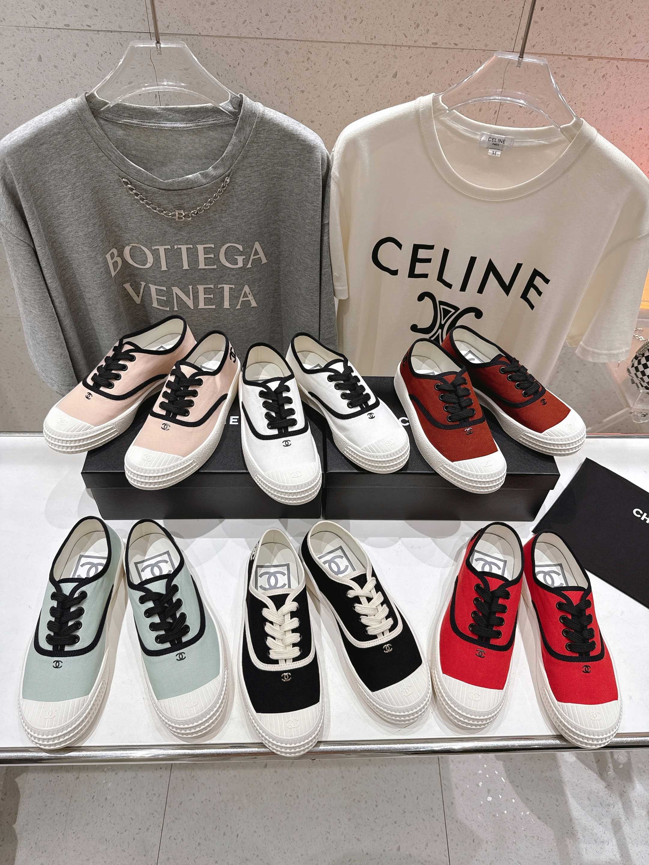 CC 25 Pearl Slingback Beige Sheepskin 252289