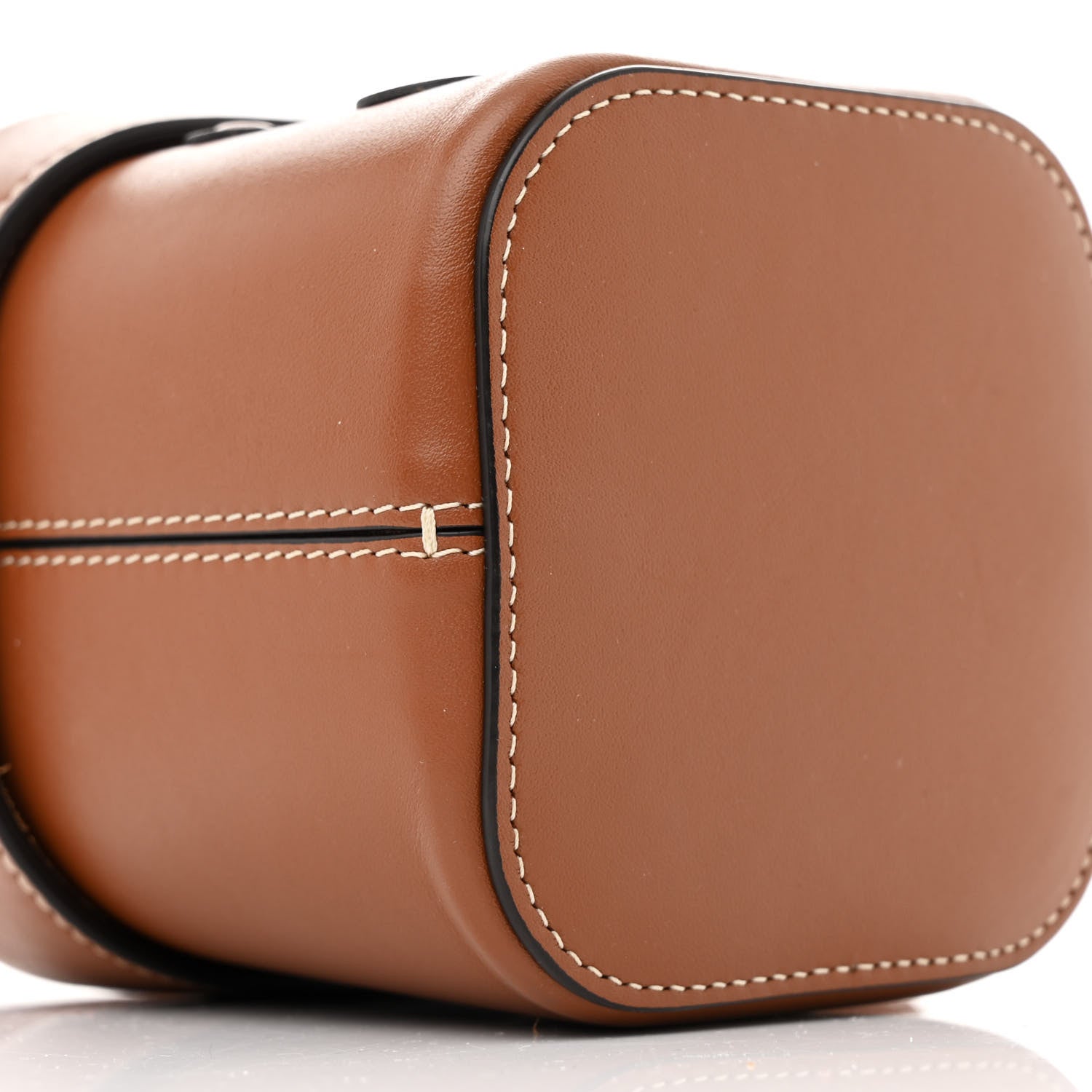 Smooth Calfskin Small Cuir Triomphe Box Tan