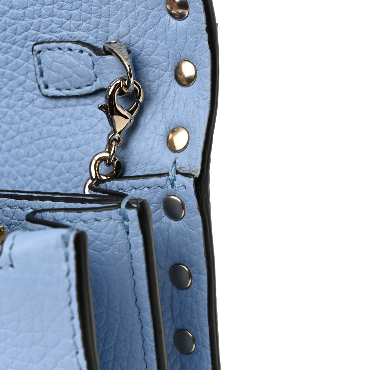 Grainy Calfskin Rockstud Chain Pouch Popeline Blue