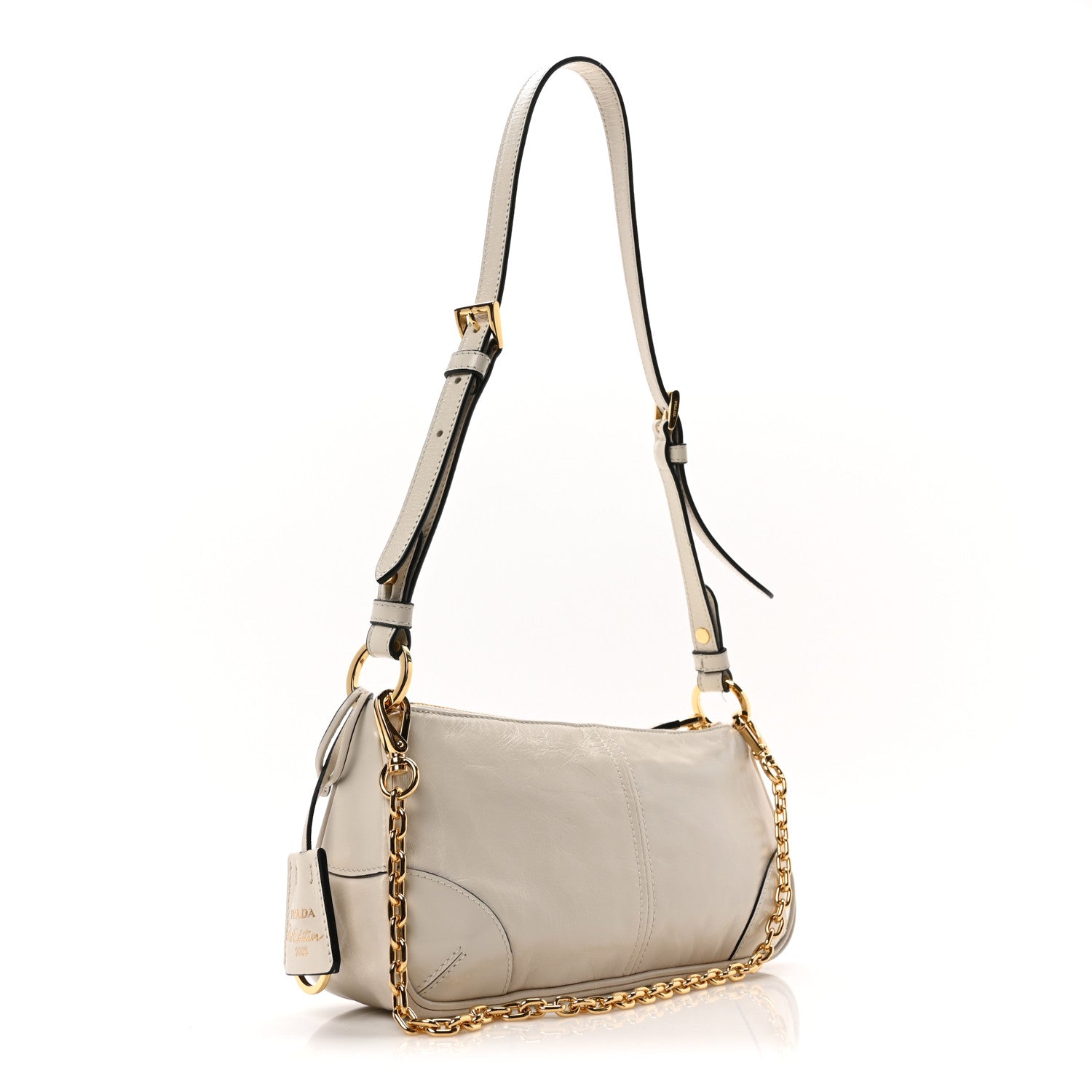 Soft Lux Calfskin Medium Re-Edition 2002 Shoulder Bag White