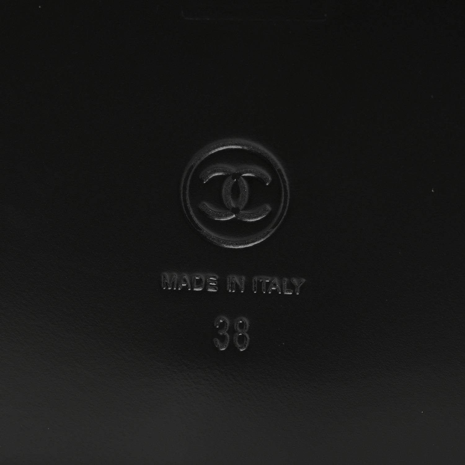 Grained Calfskin Velcro Dad Sandals 38 Black