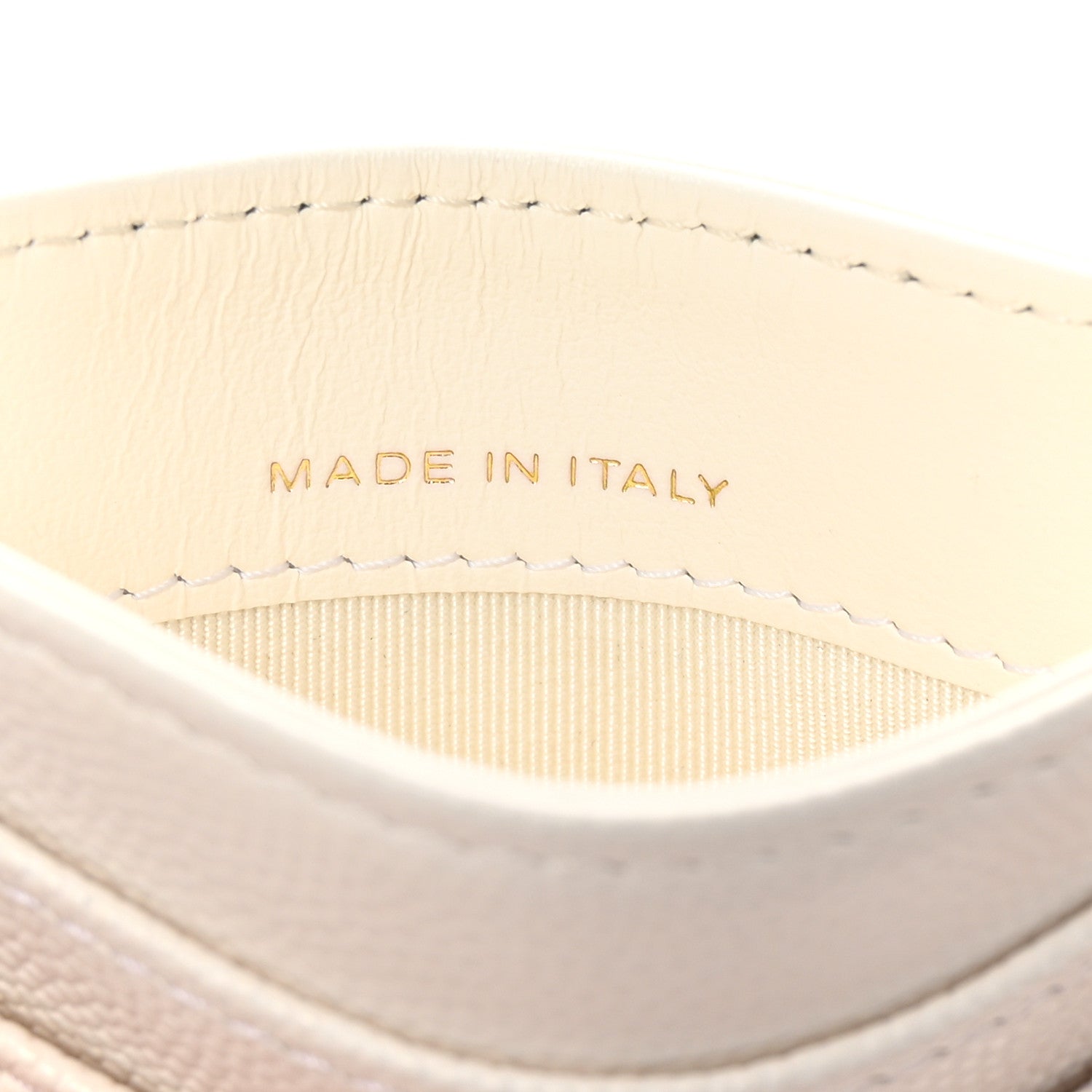 Caviar Quilted Card Holder White