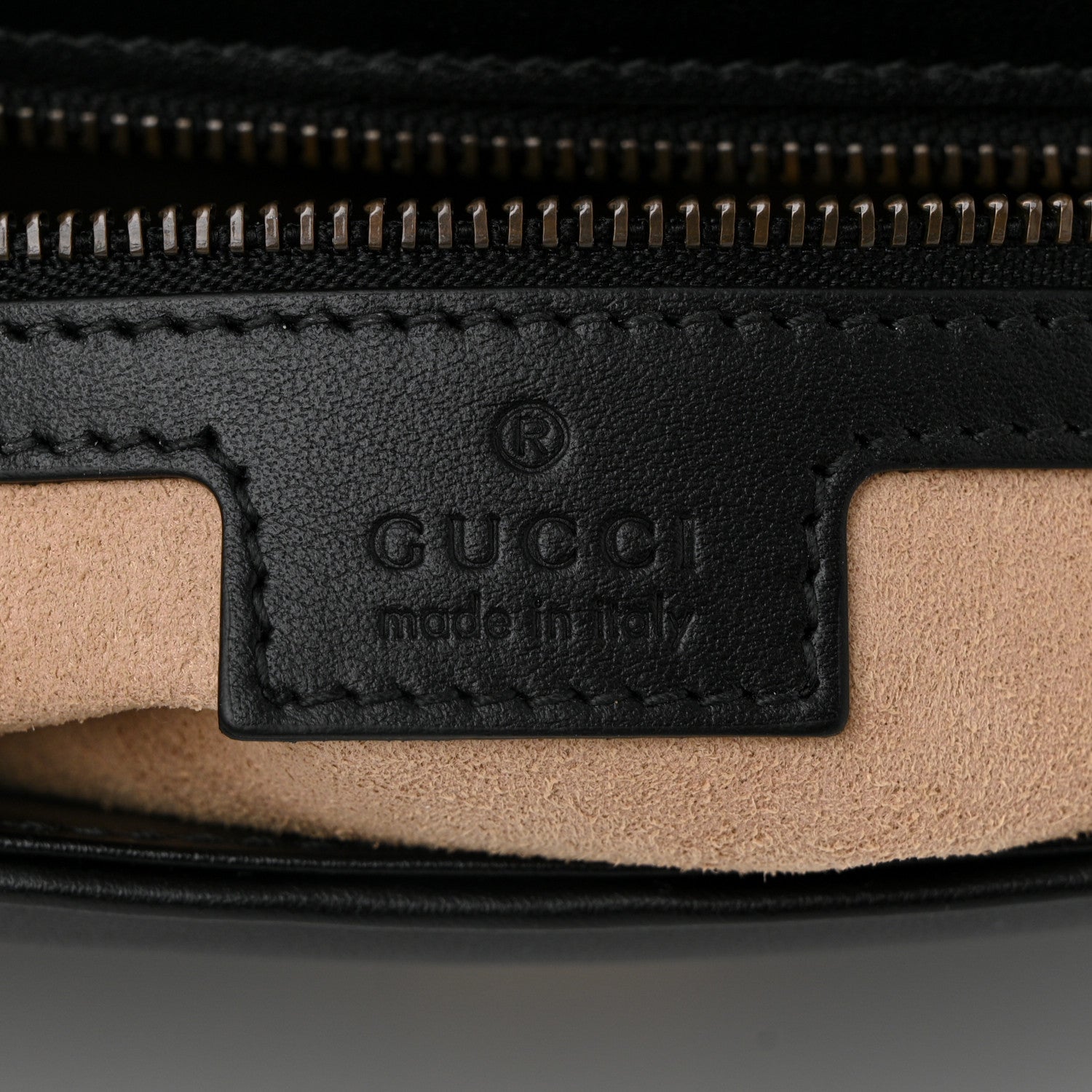 Calfskin Matelasse Small GG Marmont Top Handle Shoulder Bag Black