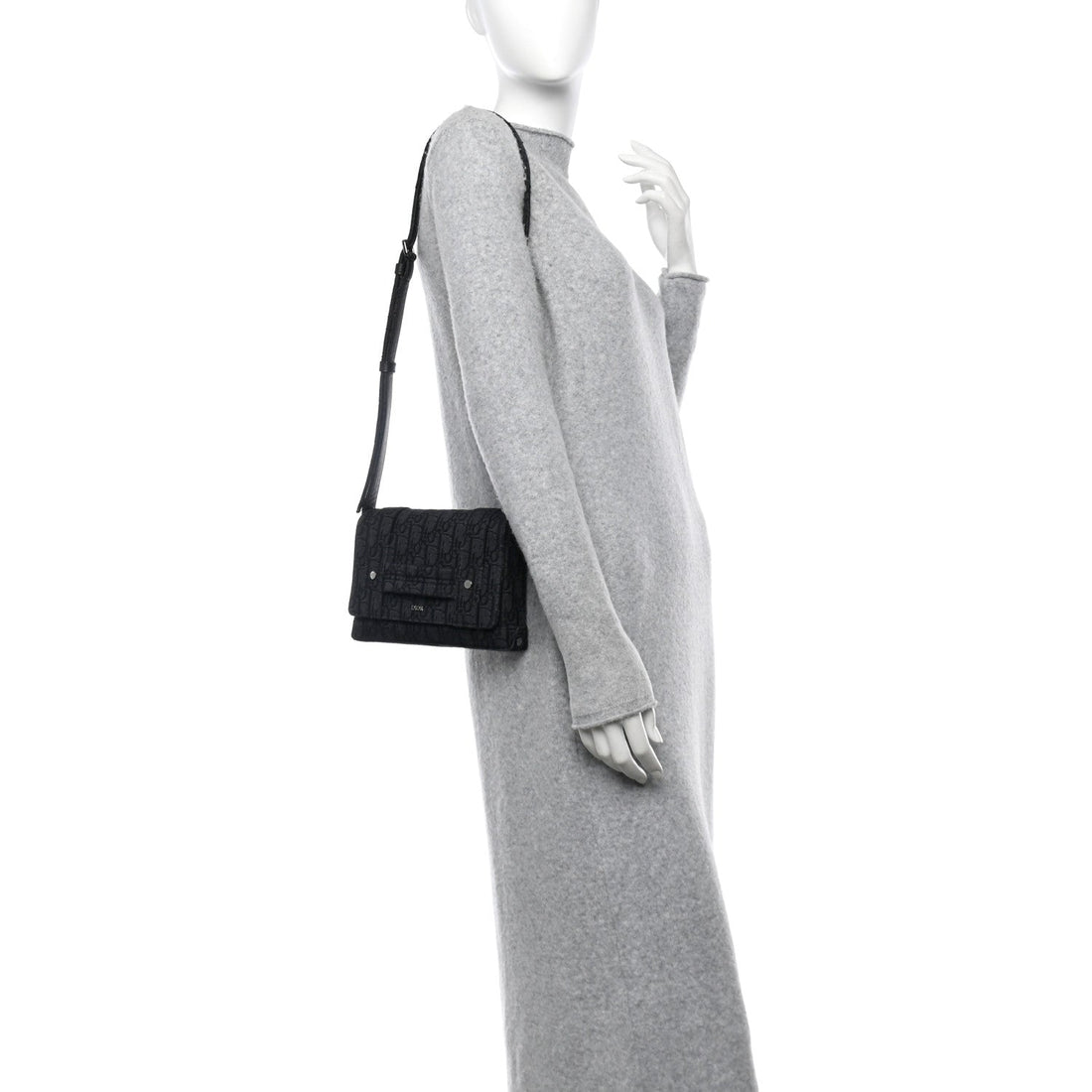 HOMME Oblique Canvas Flap Messenger Black