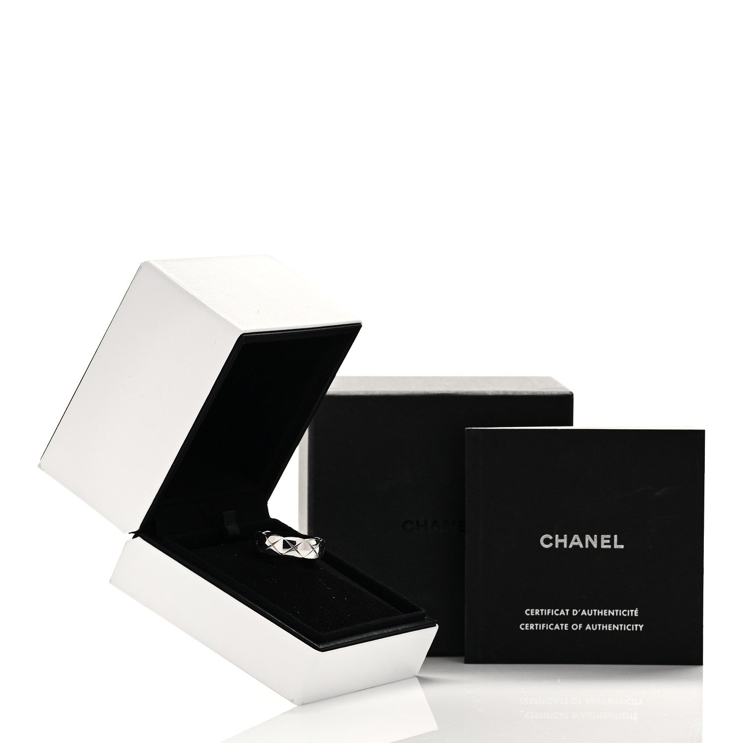 18K White Gold Small Coco Crush Ring 62 10