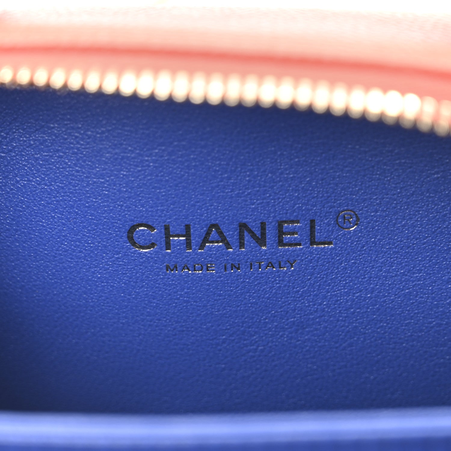 Caviar Quilted Small CC Filigree Vanity Case Blue White Red