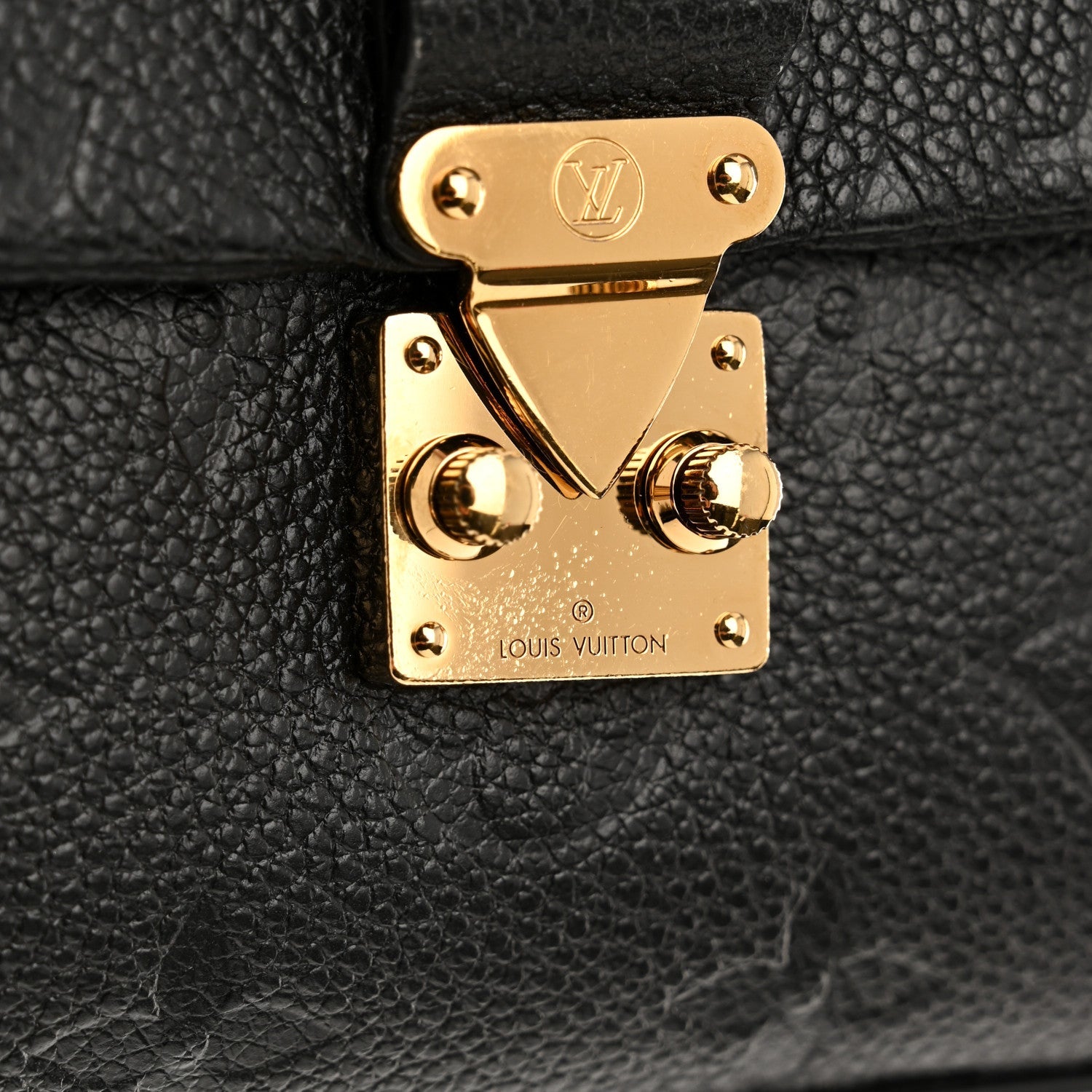 Empreinte Monogram Nano Madeleine Black