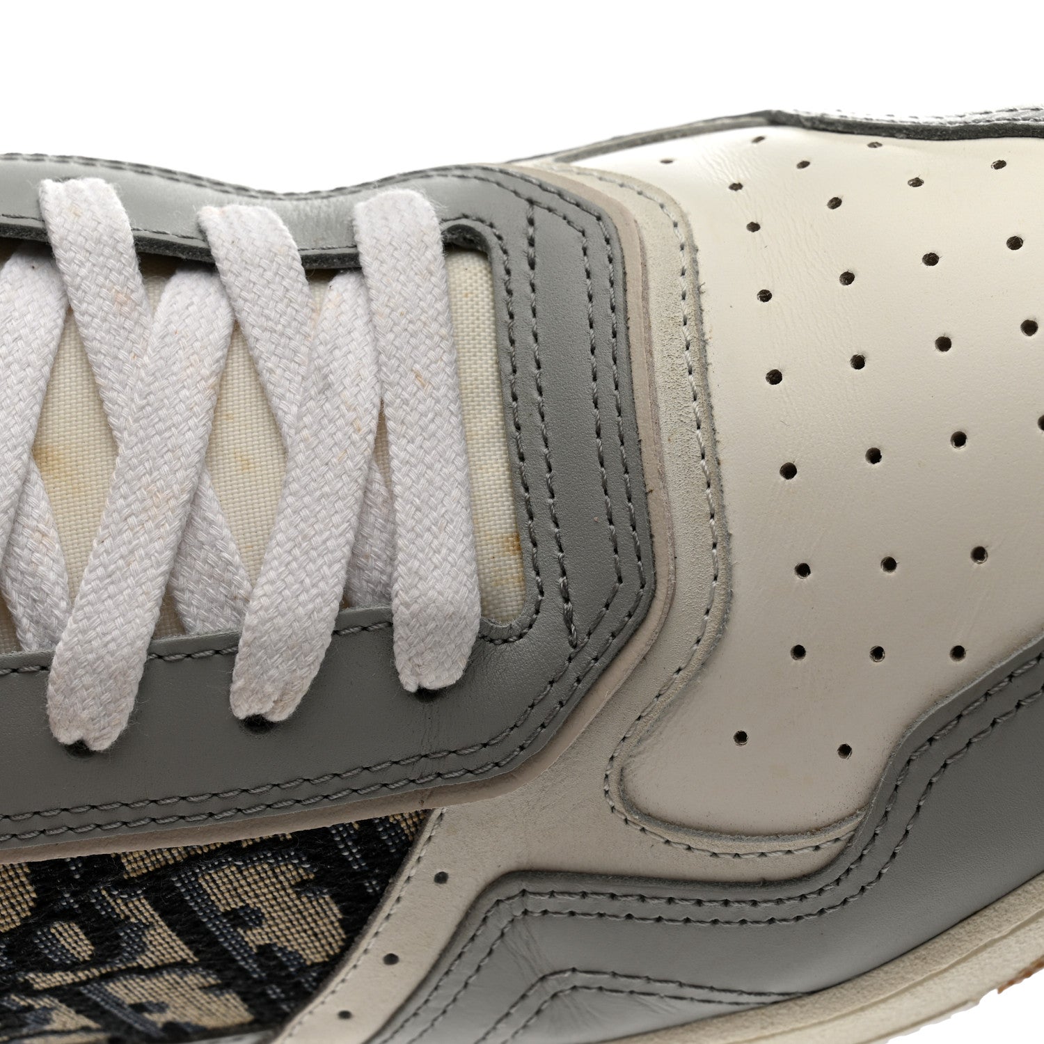 Smooth Calfskin Jacquard Oblique Mens B27 Low Top Sneakers 43 Beige Blue