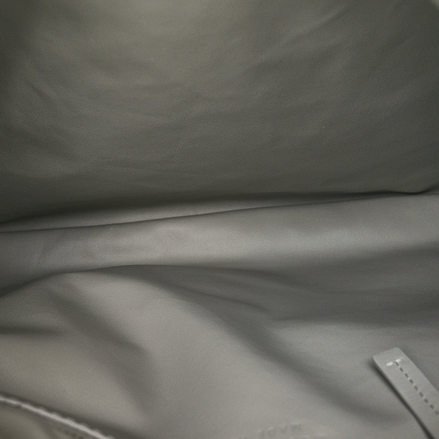 Calfskin Intrecciato Small Hop Agate Glacier