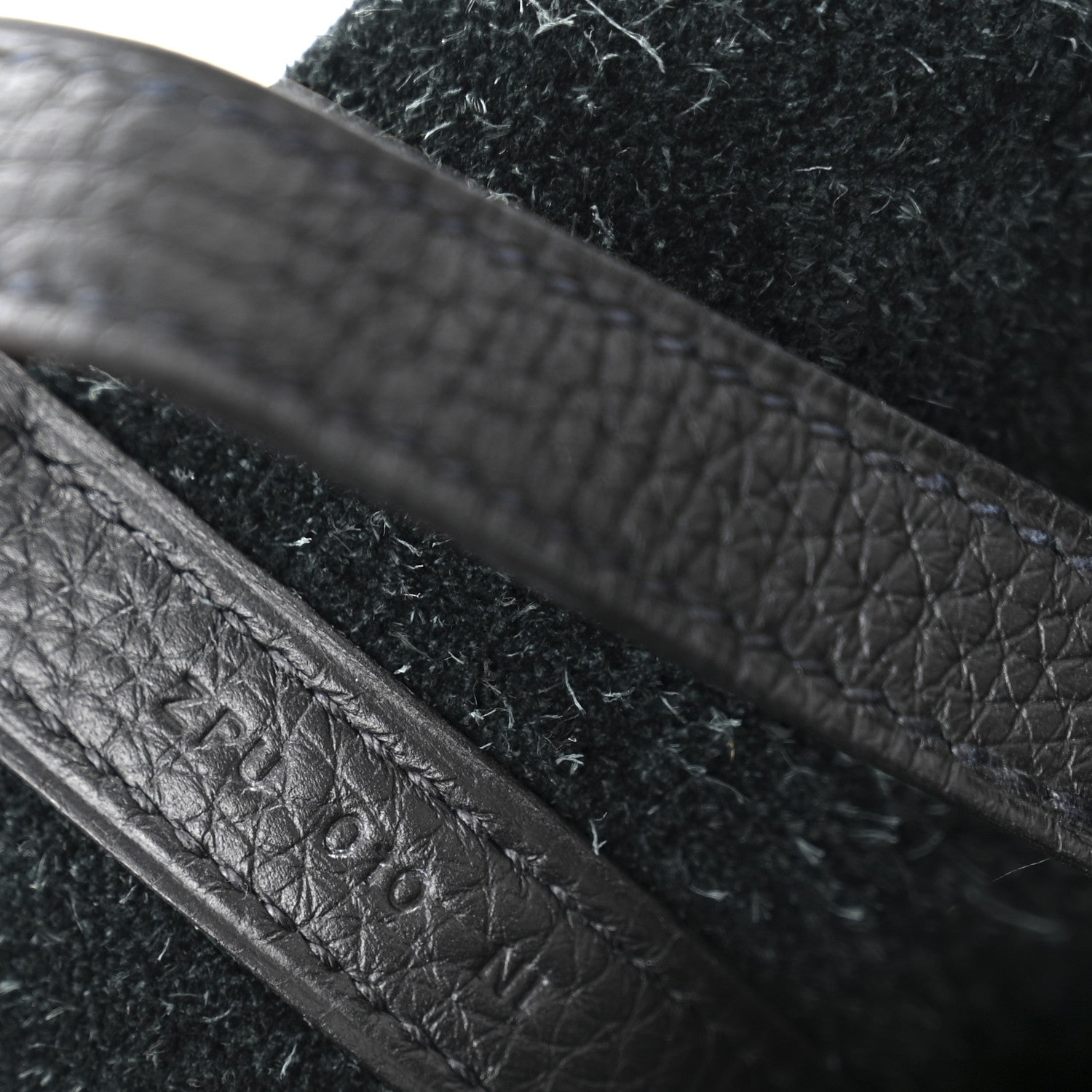 Taurillon Clemence Monochrome Picotin Lock 18 PM Black