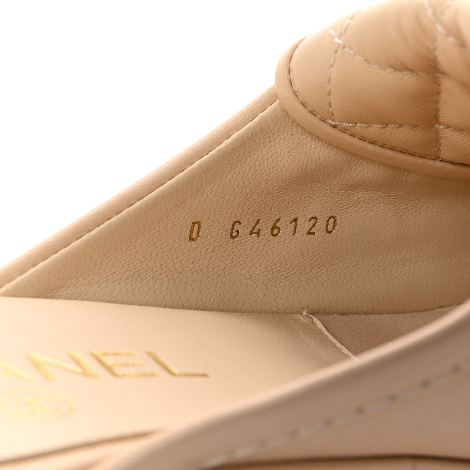 Lambskin Quilted CC Turnlock Mules 38.5 Light Beige