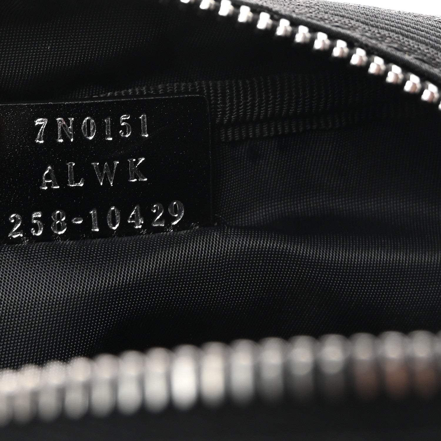 Jacquard FF Toiletry Case Black