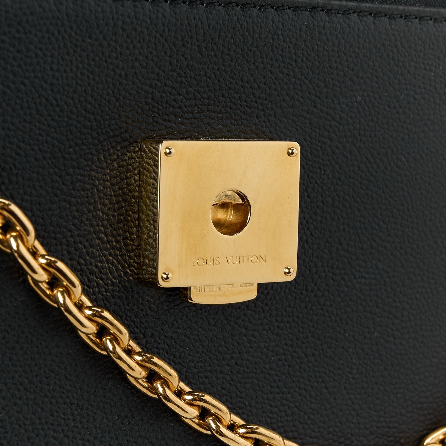 Calfskin Monogram Very Messenger Black