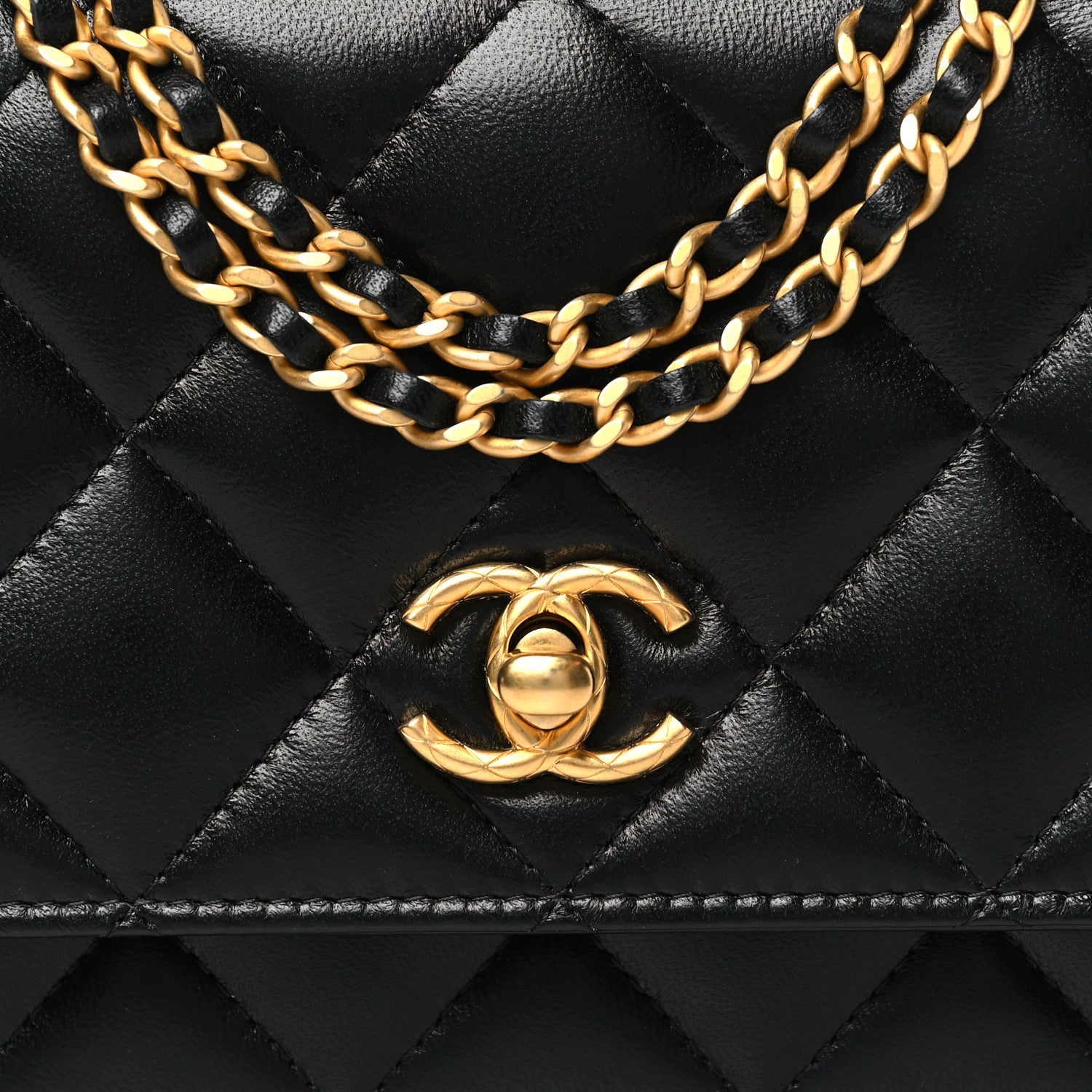 Lambskin Quilted Logo WOC Wallet On Chain Black