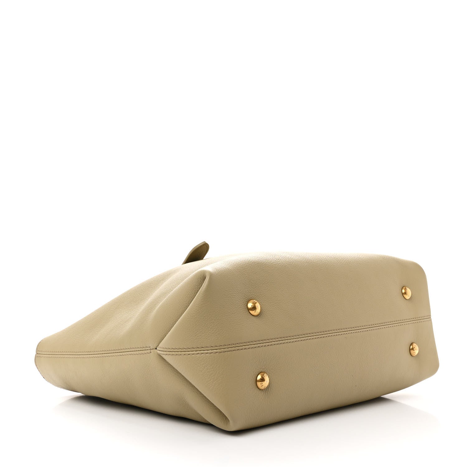 Grained Calfskin Low Key Cabas MM Clay