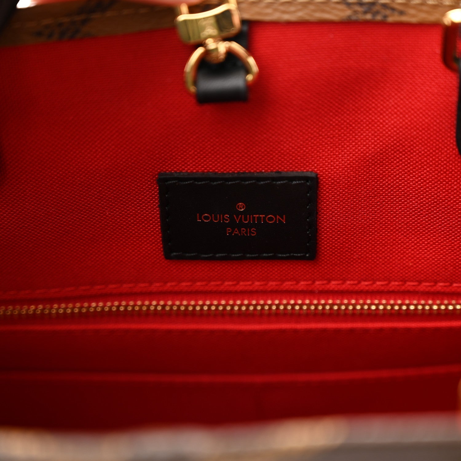 Reverse Monogram Giant Onthego MM