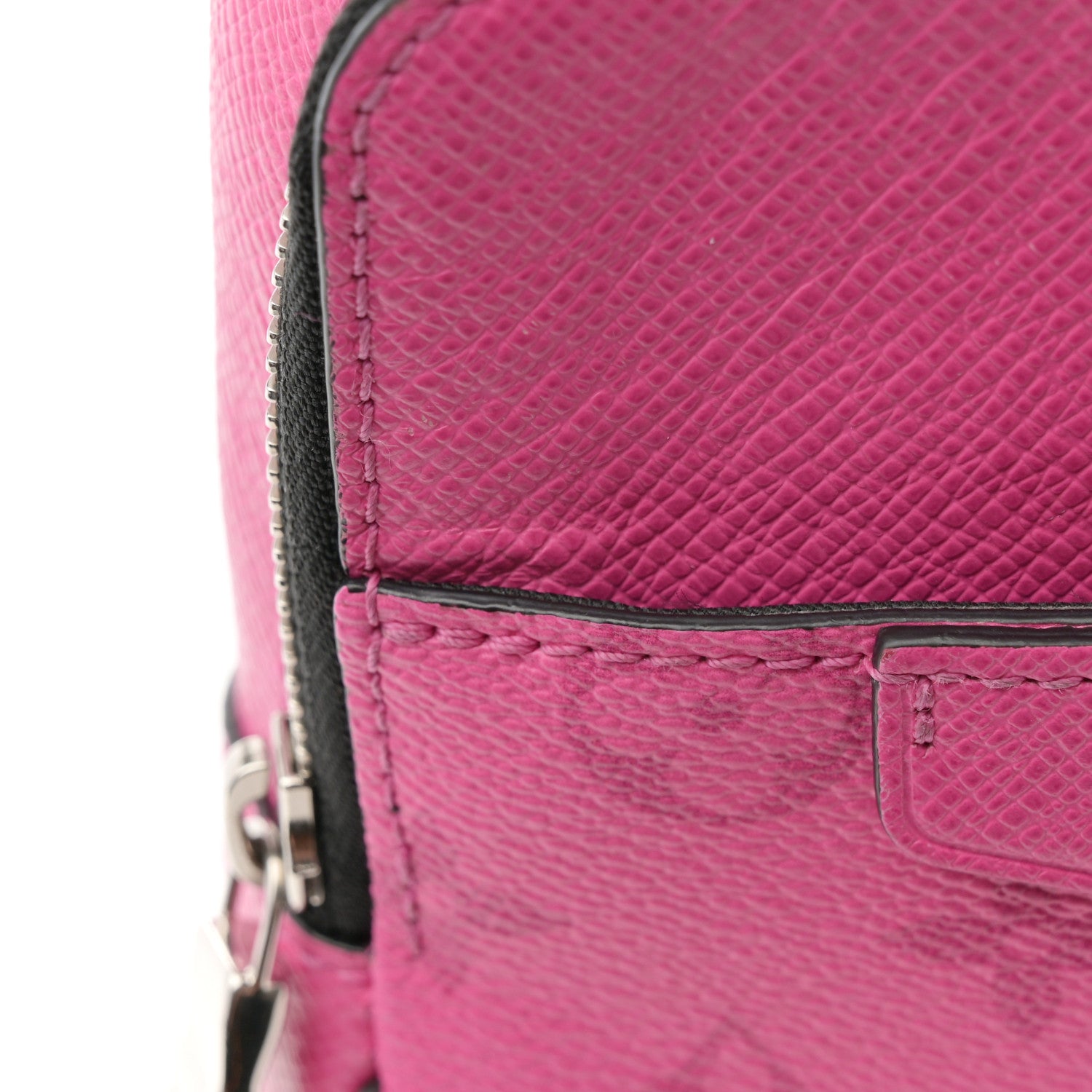 Taigarama Outdoor Slingbag Fuchsia